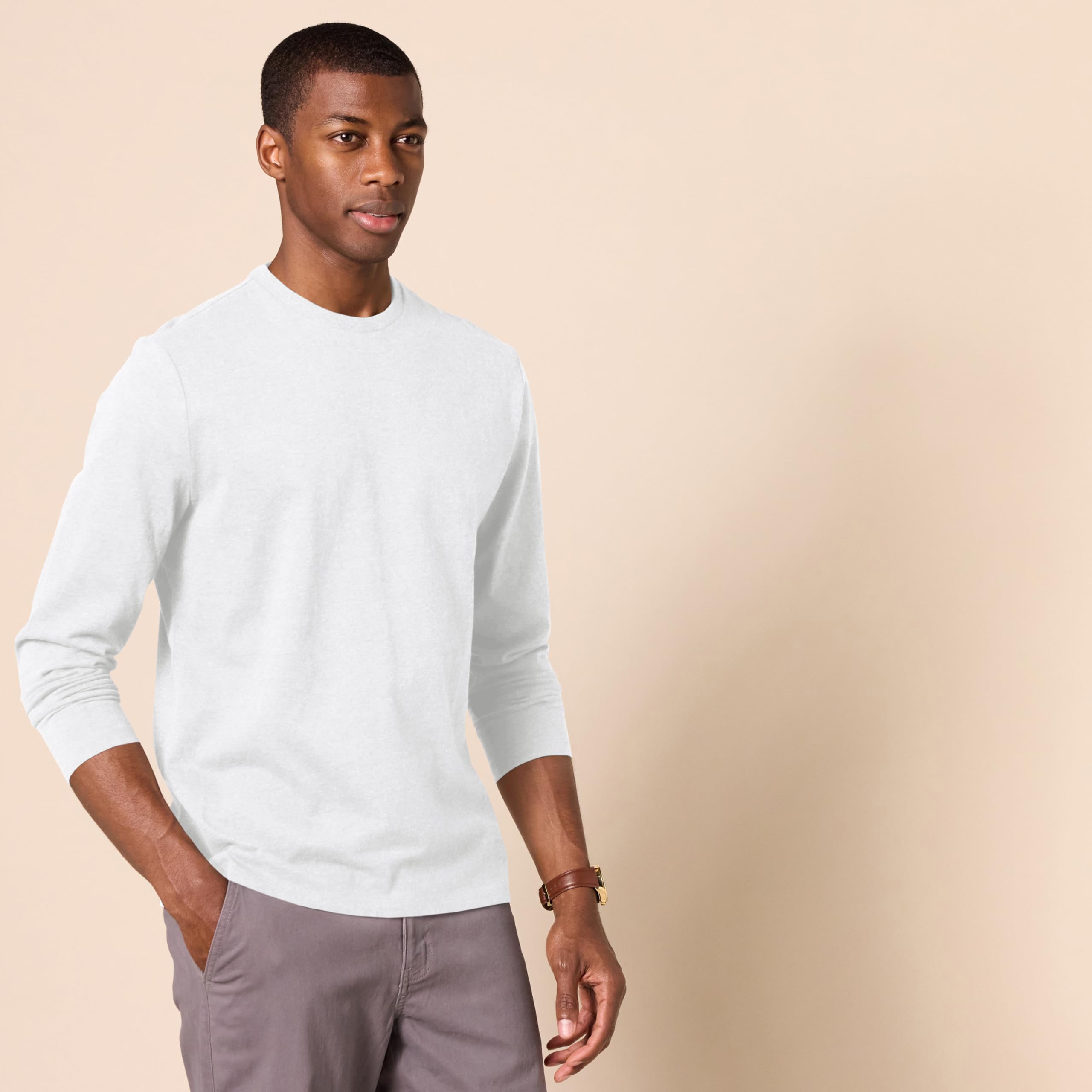 Amazon Essentials T-Shirt a Maniche Lunghe Slim Uomo