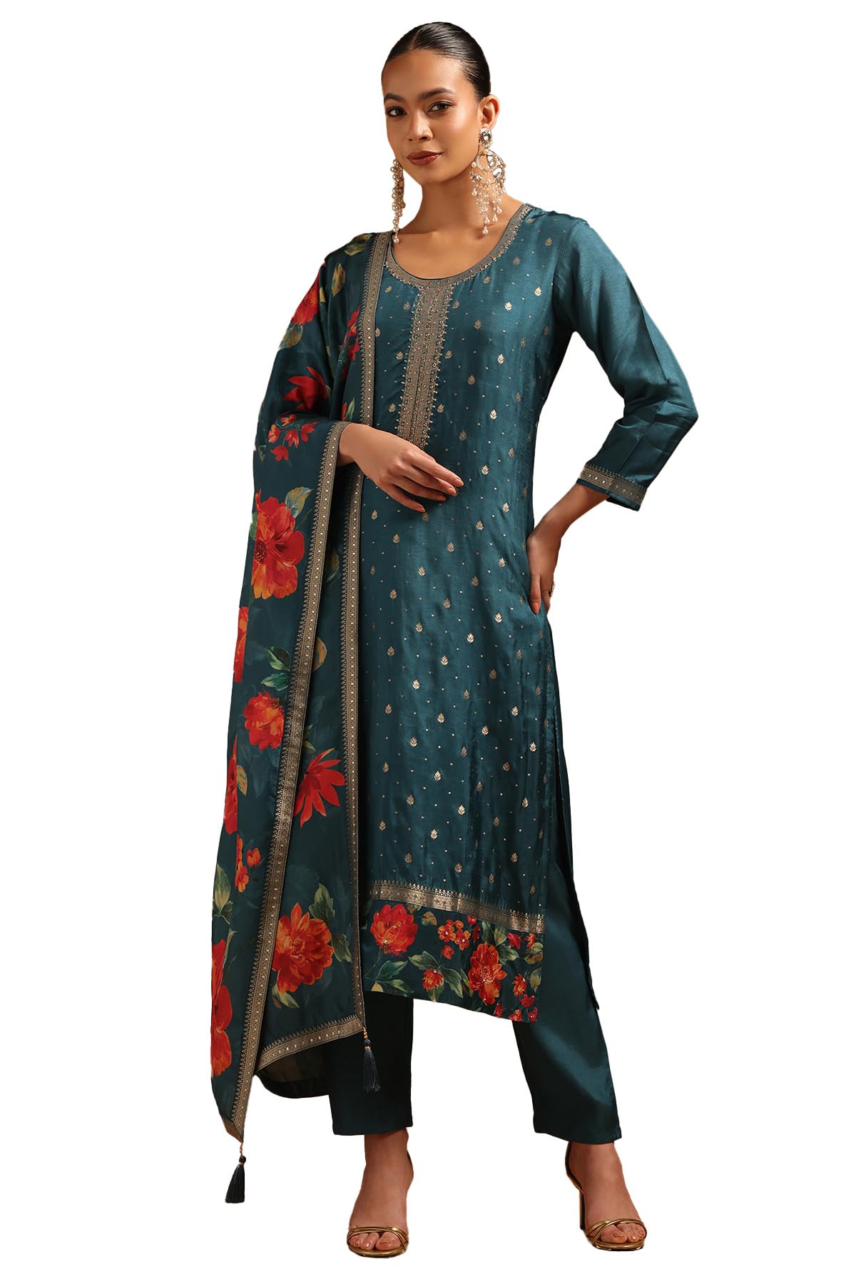Womens Dola Silk Zari Woven Suit Set With Cutdana Details-image-17