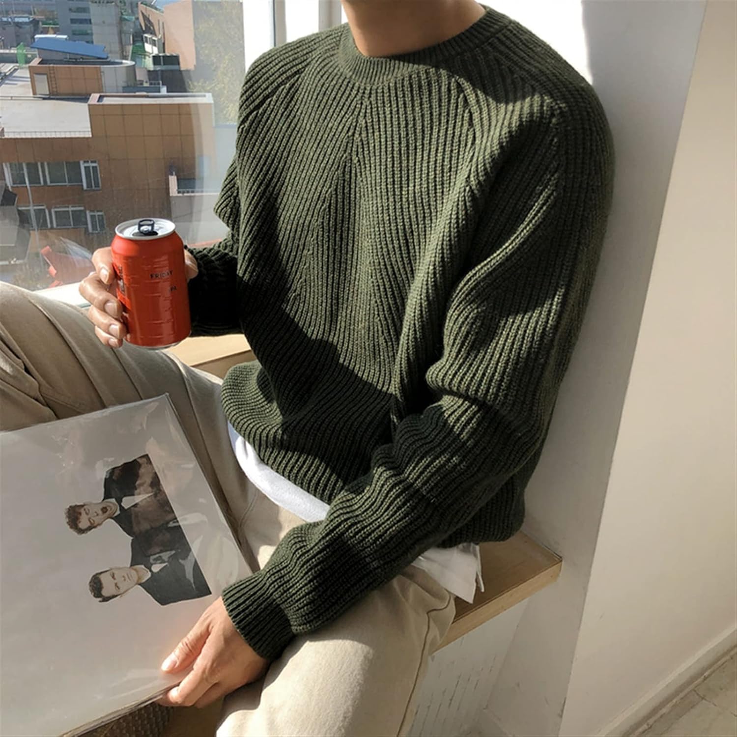 メンズクラシックラウンドネックセーターファッションルーズニットトップメンズ秋と冬の暖かい服 男性のセーター 4 Color M Size 注目 ブランド Color