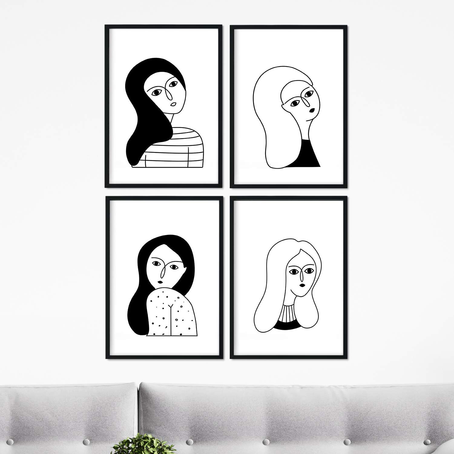 Nacnic Set of 4 sheets Four women. Posters with drawings of women. A3 size unframed
