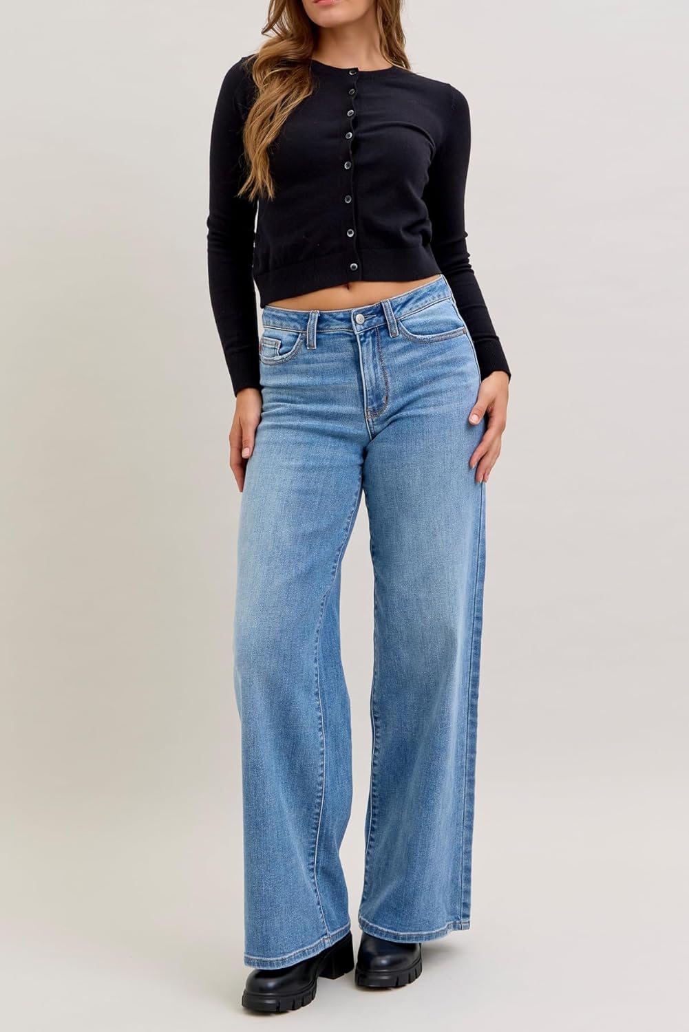 Retro Wide Leg Mid Rise Jeans Medium Blue