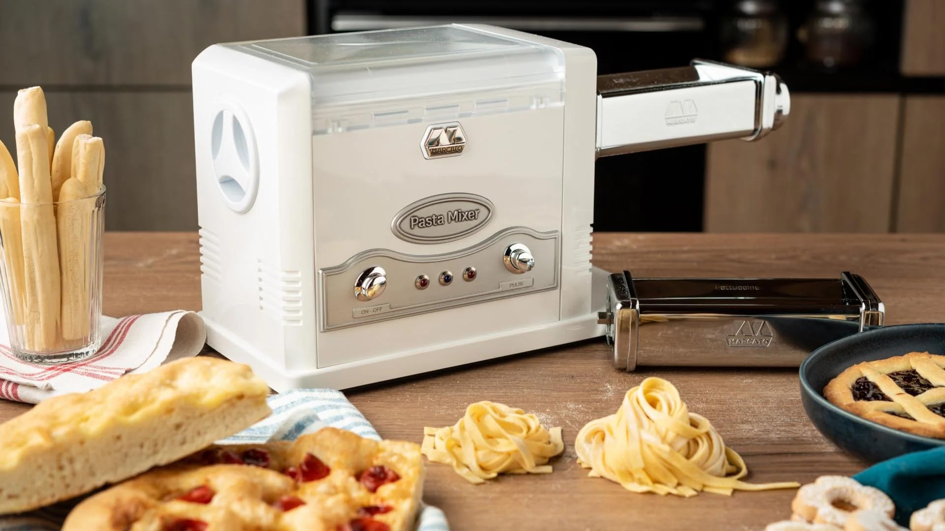 Marcato Impastatrice, Macchina per la Pasta Elettrica, Robot da Cucina, per Pizza, Pasta Fresca, Pane, Dolci, Biscotti, Compatibile con Accessori Extra, Made in Italy. Modello: Pasta Mixer er