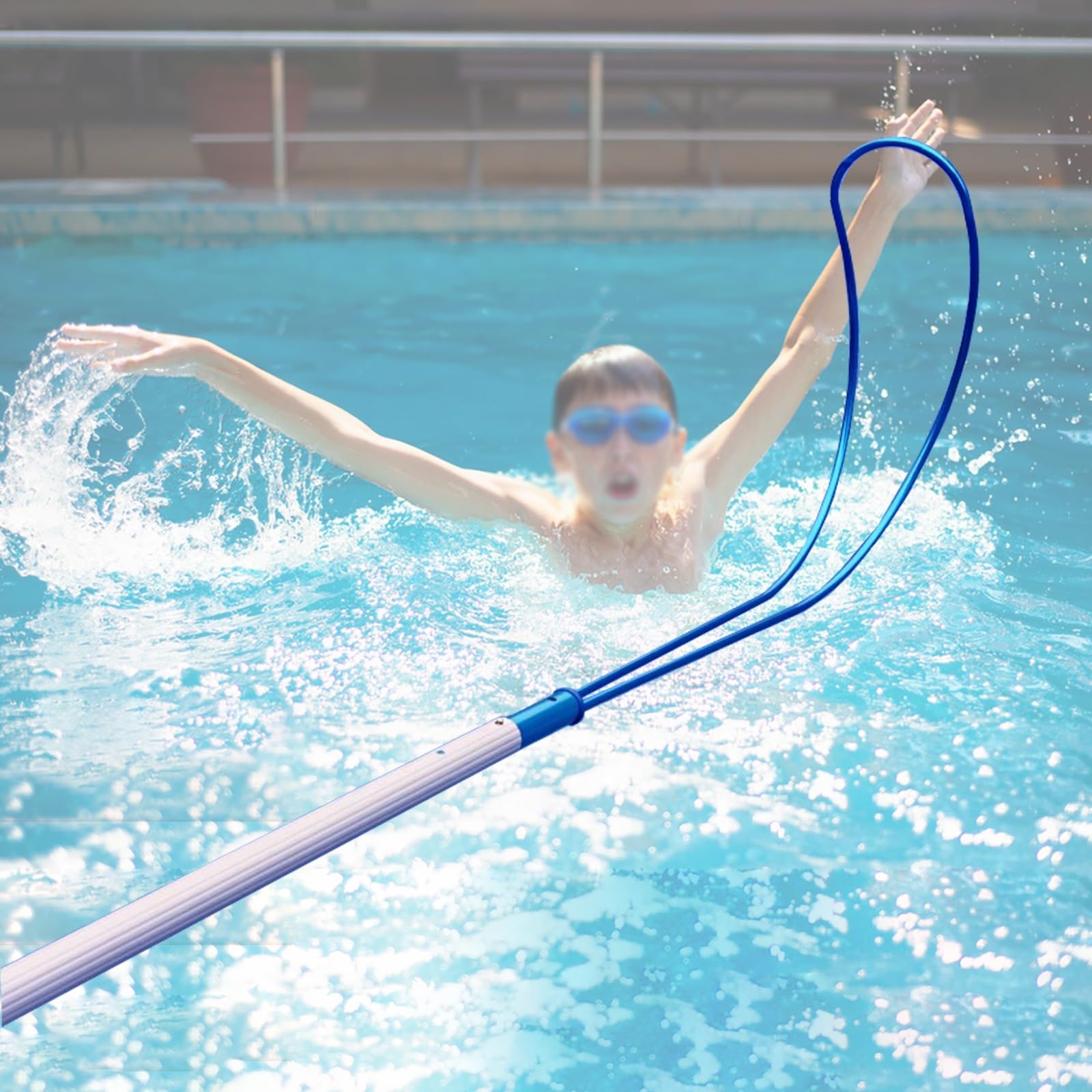 Perche télescopique piscine de 5 mètres pour éviter les risques de noyade