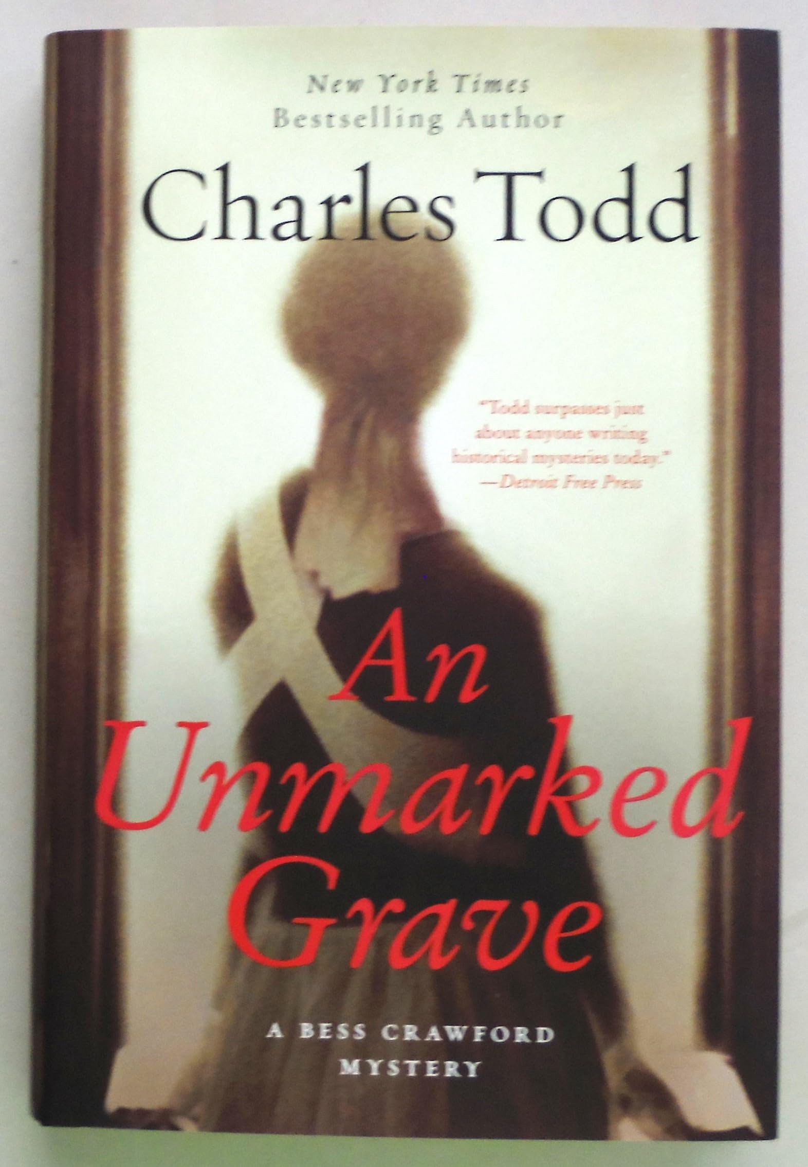 Buy An Unmarked Grave: A Bess Crawford Mystery: 4 (Bess Crawford Mysteries, 4) — BookShops.in