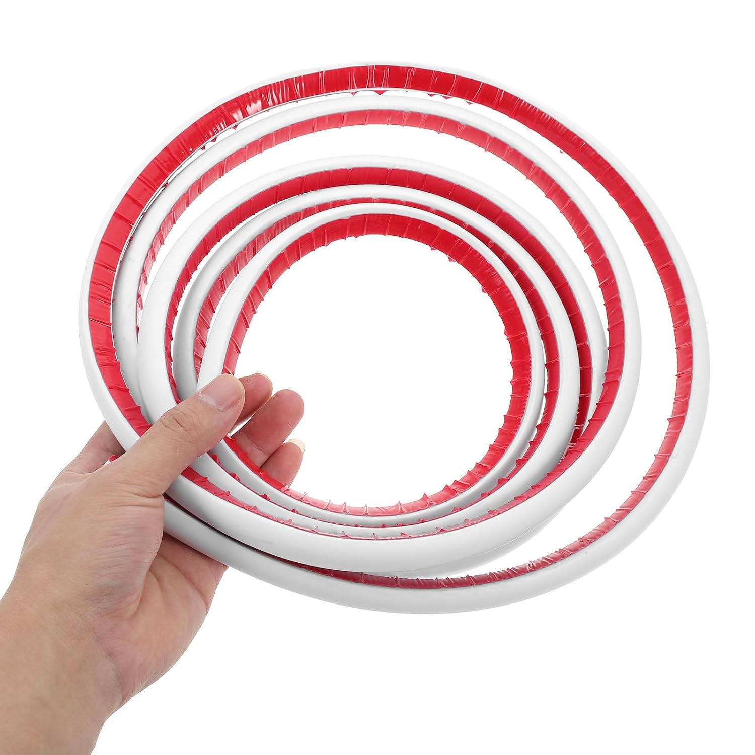 Flexible Quarter Round Molding Trim Self-Adhesive PVC Edge Strip for Floor, Stairs, Bathroom Seal, 3 Meters White Bendable Caulk Tape
