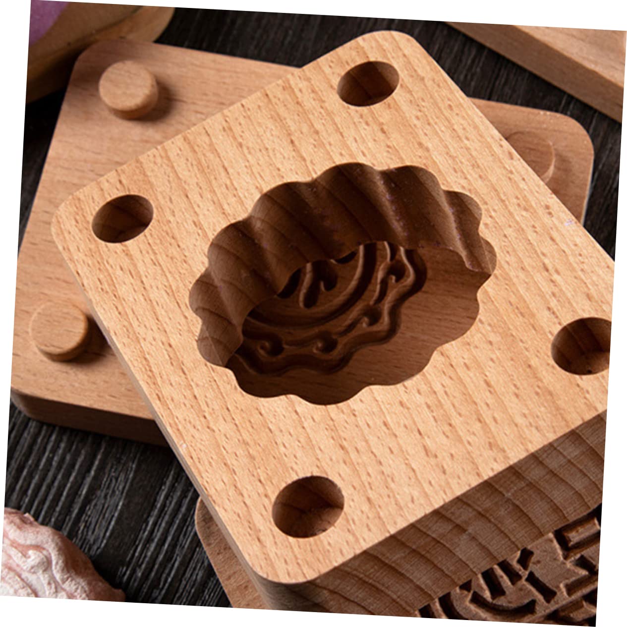 Unomor 1Set hand mold Dual Green Bean Cake Baking Molds Easy to Use Non Stick for Baking Supplies and Present for Baking Enthusiasts