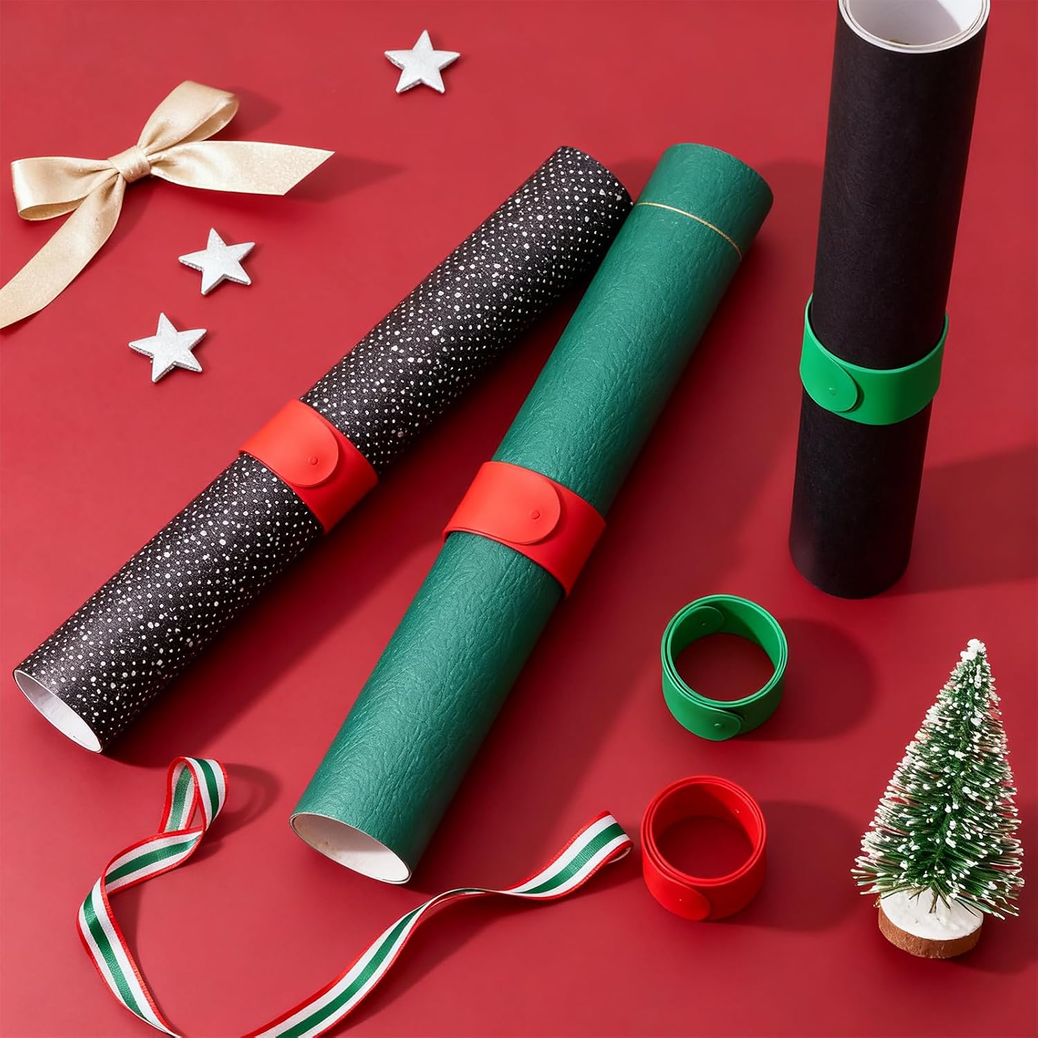12 Pieces Wrapping Paper Roll Holder Holiday Flip Wrap Silicone Covered Metal Strips 1'' X 9'' Wrapping Paper Clamps Used for The Vinyl Storage Organization of Sea Newspapers（White Red Green）