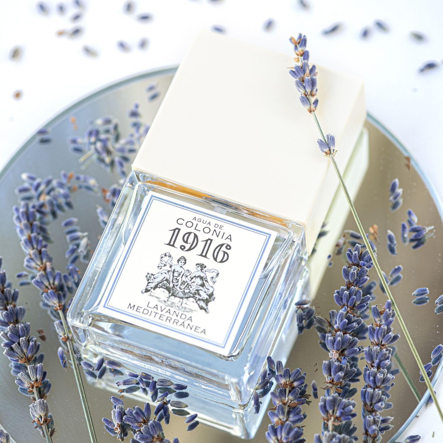 1916 - Lavanda Mediterránea Estuche de Regalo Mujer y Hombre, Agua de Colonia, Colonia 100 ml + 30 ml + Gel de Baño 100 ml, Perfume Unisex, Fragancia Fresca y Floral, Aroma de Larga Duración