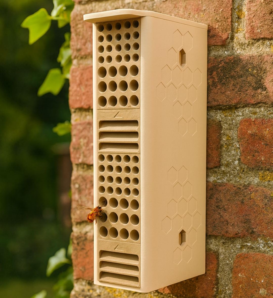Buglife Solitary Bee & Bug Hotel | Eco-Friendly Insect Habitat Made from Biodegradable Corn-Starch Bioplastic & Recycled Wood Fibre | Bee Hive for Gardens & Allotments