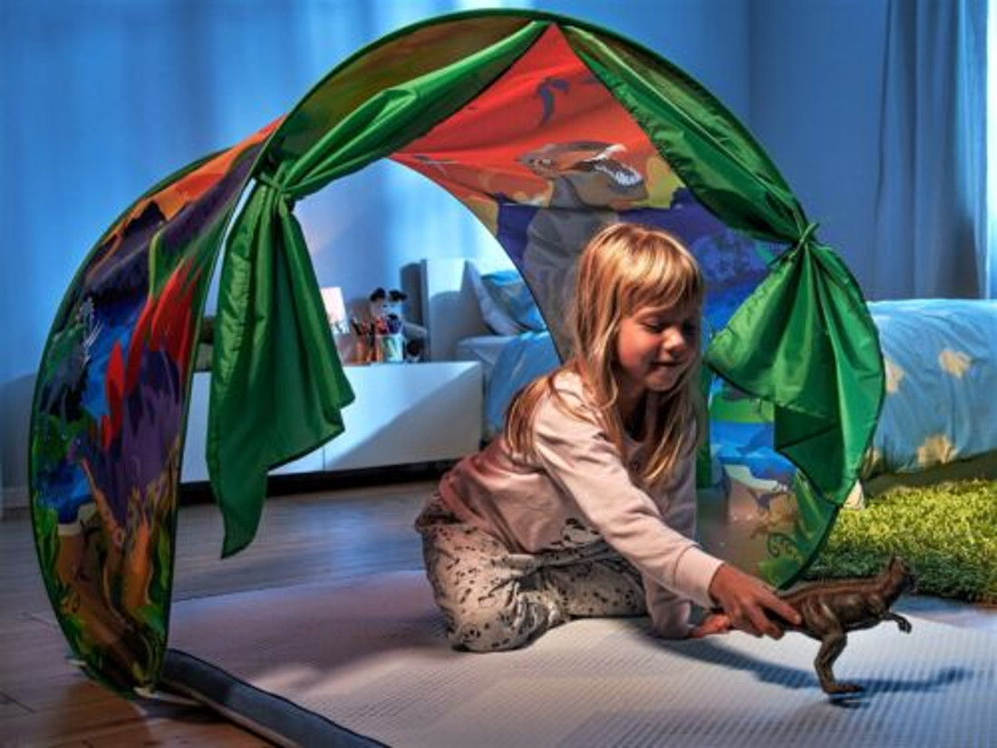 Watch Simple Dream Tent Assembly Instructions on Amazon Live