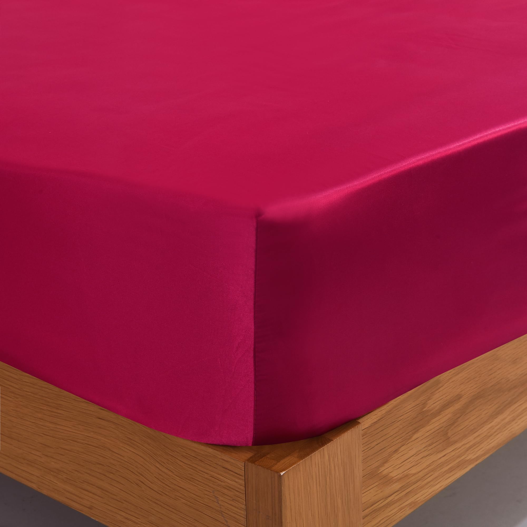ROOEE Satin Silk Fitted Sheet with Pillowcase Set Breathable Soft Bedding Brushed Fabric Wrinkle - Image 2