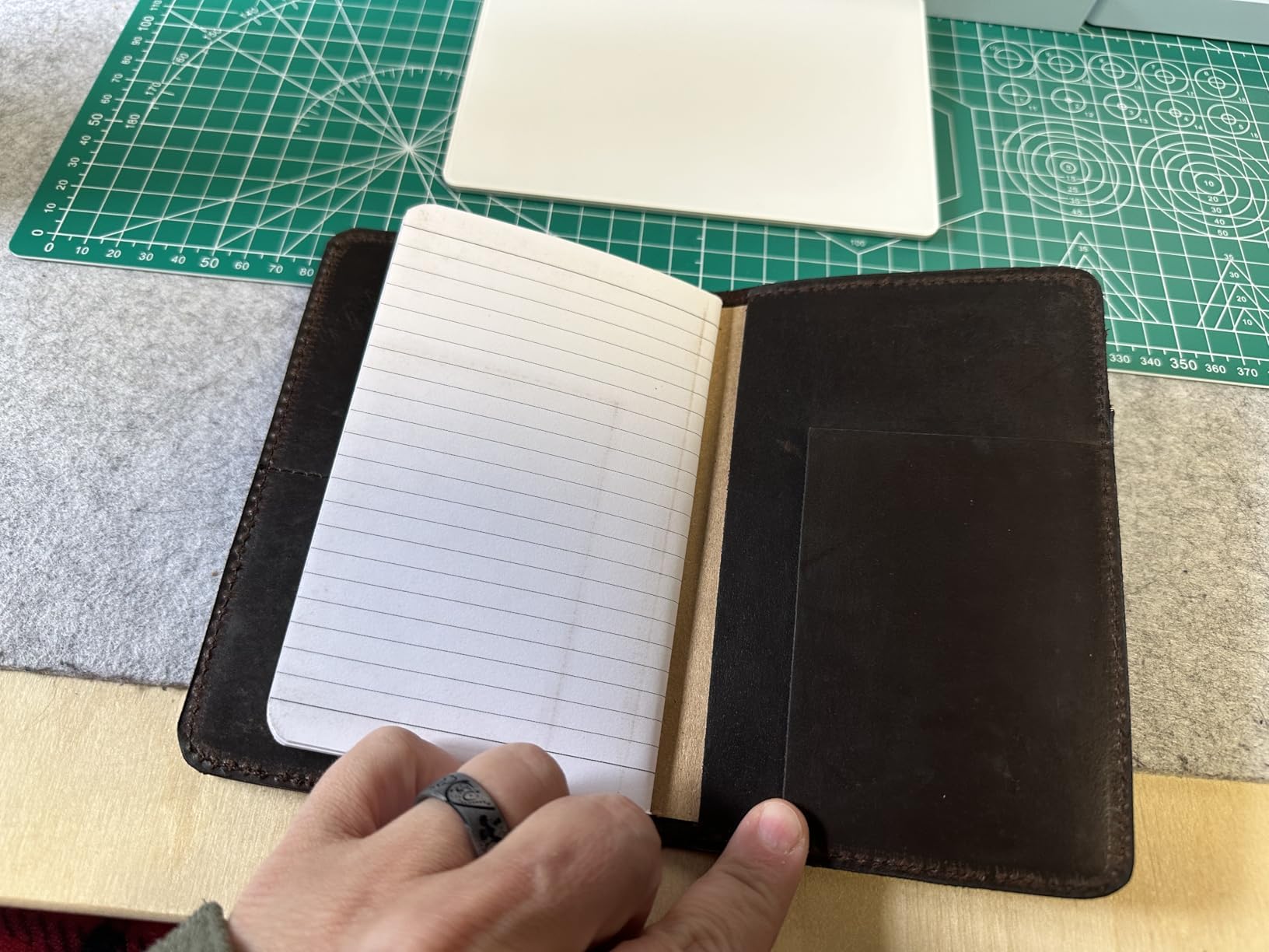 Funda de cuero para notas de campo, funda de cuaderno para Moleskine Cahier, hecha a mano, cubierta de cuero vintage de 3.5 x 5.5 pulgadas, cuaderno de viajeros recargable