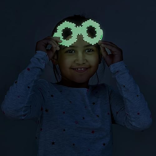 Miniatura 6 de PLUS PLUS - Mezcla de colores que brillan en la oscuridad, 70 piezas - Tallo de construcción de construcciónjuguete de vapor, mini bloques de