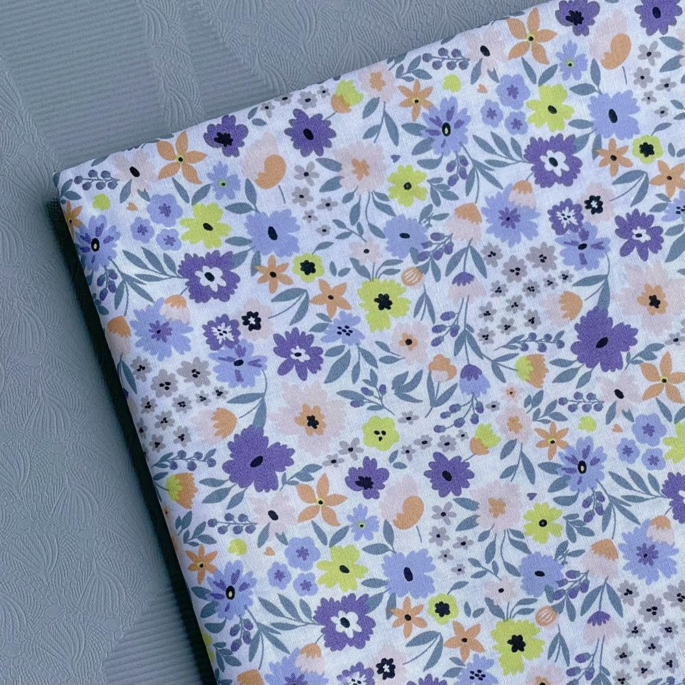 Tissu en coton anti-transpirant floral 40S pour coudre des robes fluides