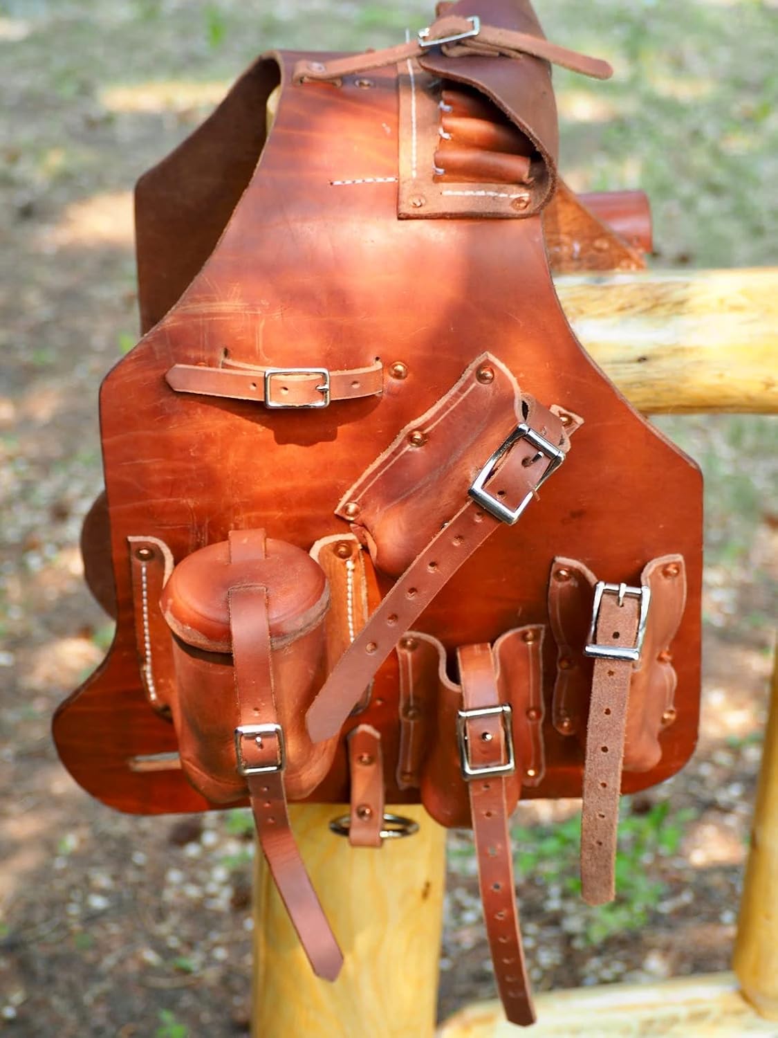 Cowhide Genuine Leather Western Equestrian Trail Simple Horse Saddle Bag Pack Equipment Horse Saddle Bags Tack Set Accessories Size: 10” L x 10” W x 3 ½” D inches' MO-SBAG-177