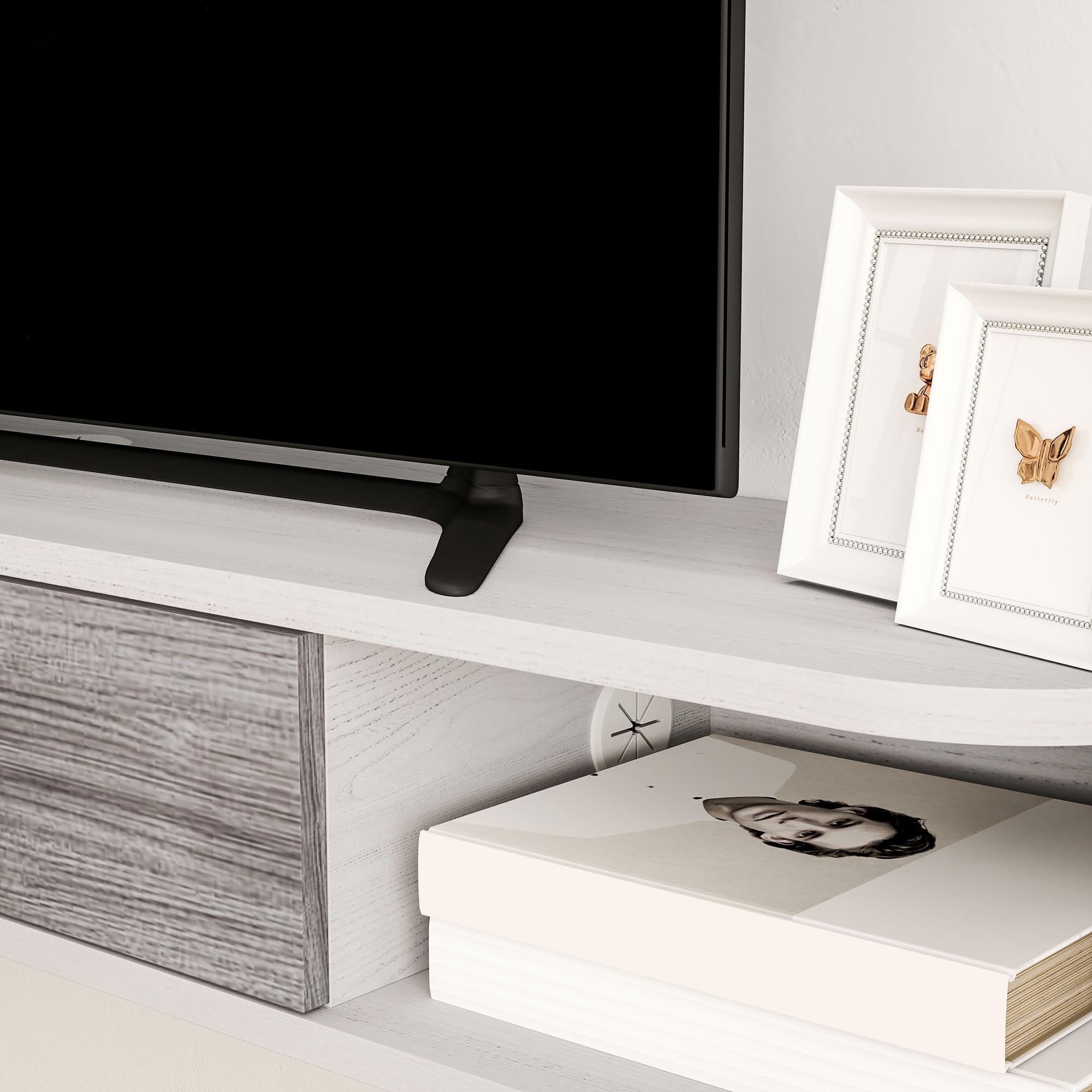 HOMCOM Mobile TV Sospeso con 2 Ripiani Aperti e Armadietto ad Anta Ribaltabile, Mobile Porta TV in Legno, 120x26x16 cm, Bianco e Grigio