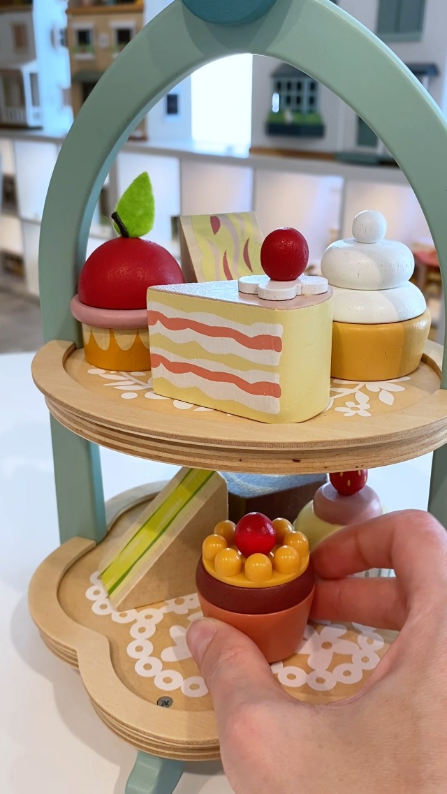Amazon.com: Tender Leaf Toys - Mini Chef Birdie Afternoon Tea