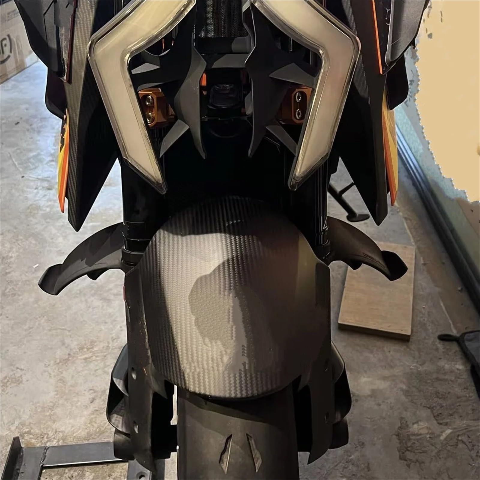 Spoiler dachowy Pasuje do 990 Duke 2024+ Winglet Aerodynamiczny deflektor skrzydła Spoiler Modyfikowane części Owiewka tylnego zderzaka
