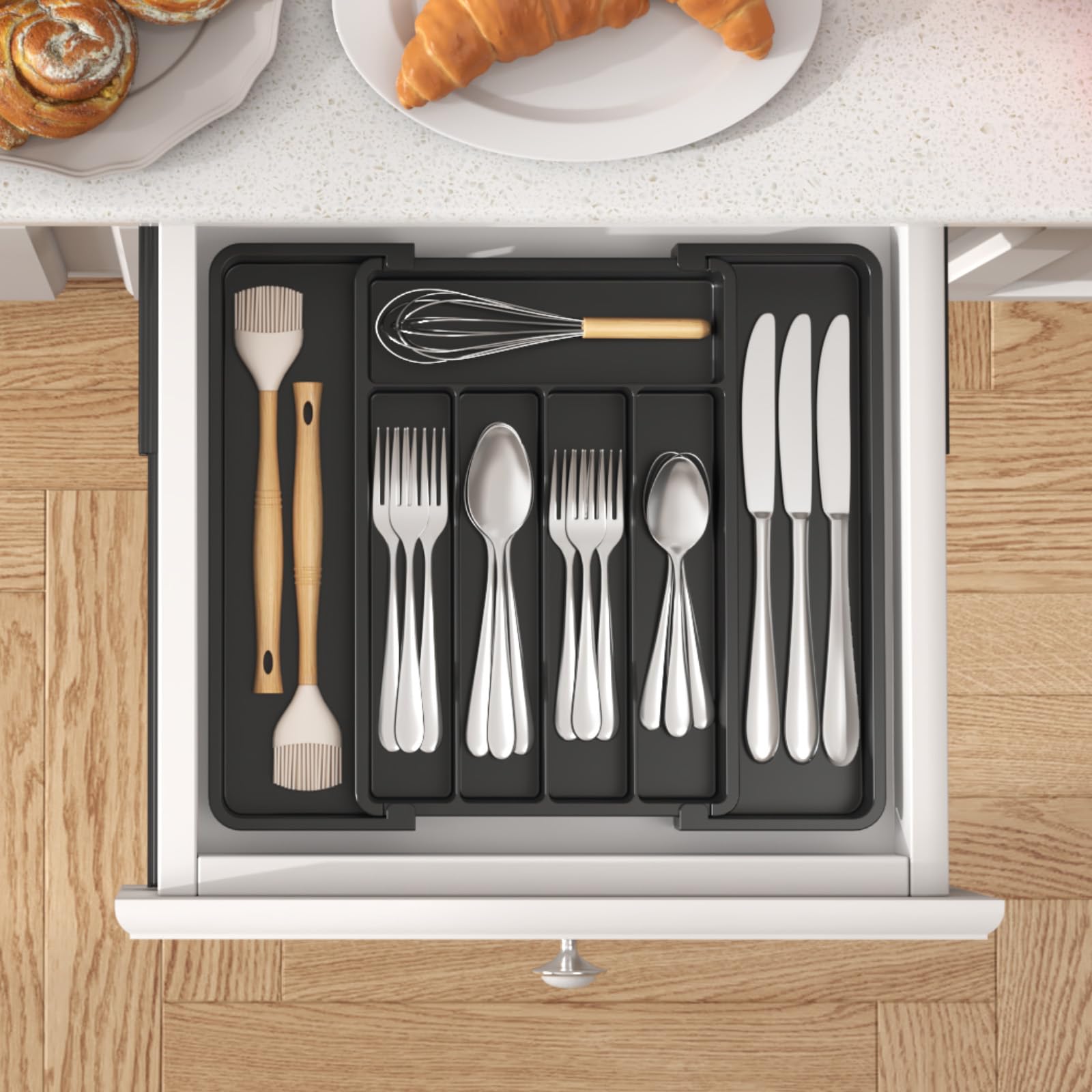 Lifewit Medium Silverware Drawer Organizer, Expandable Utensil Tray for Kitchen, BPA Free Flatware and Cutlery Holder, Adjustable Plastic Storage for Spoons Forks Knives, Black