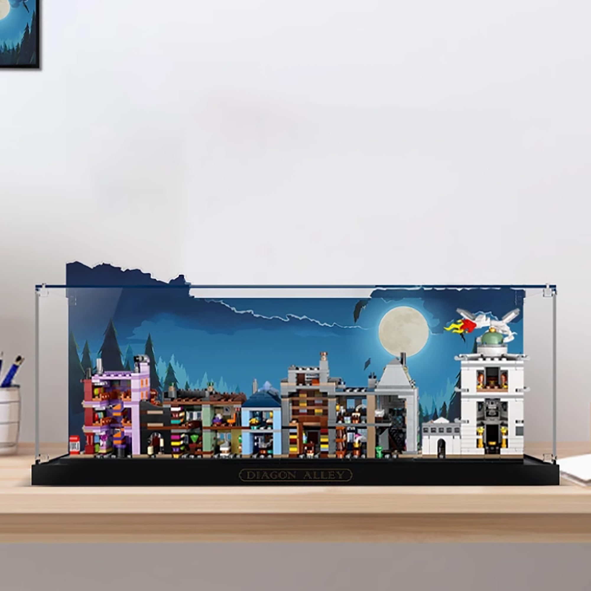 QIXINDGYH Acrylic Display Case for Lego 76444 Diagon Alley, 3mm Dustproof Clear Display Box, Compatible with Lego 76444
