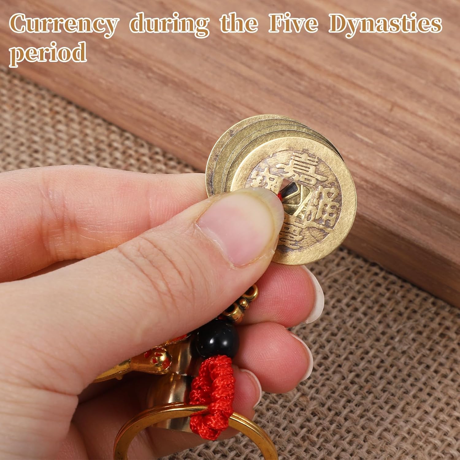 1 PCS Lucky Cat Keychain, 3.6 inch Japanese Keychain with Feng Shui Coins Lucky Cat Charm Vintage Buddha Statue Kitty Key Pendant for Women, Man(Gold)
