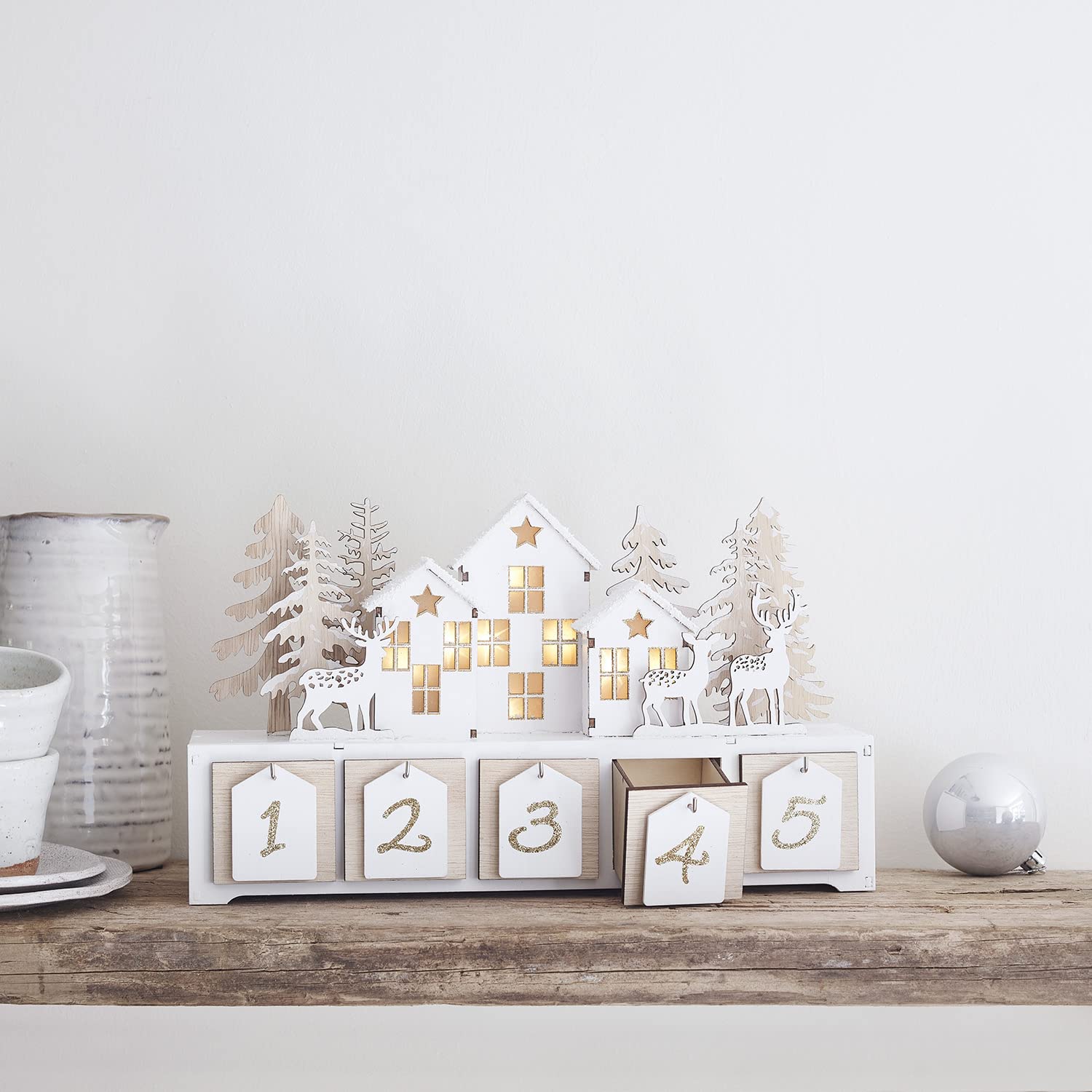 Lights4fun LED Holz DIY Adventskalender zum Befüllen Nordic House Batterie Weihnachtsdeko Weihnachtskalender 2023
