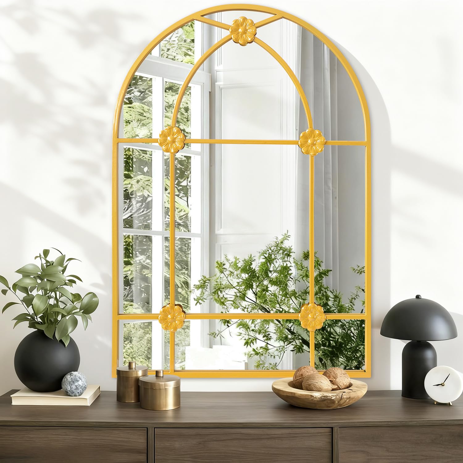 Miroir arqué cadre doré au design moderne et artistique pour chambre