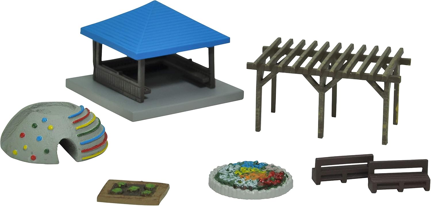 Scenic Collection Scenery Accessories 014-4 Station Front/Park C4 Diorama Supplies