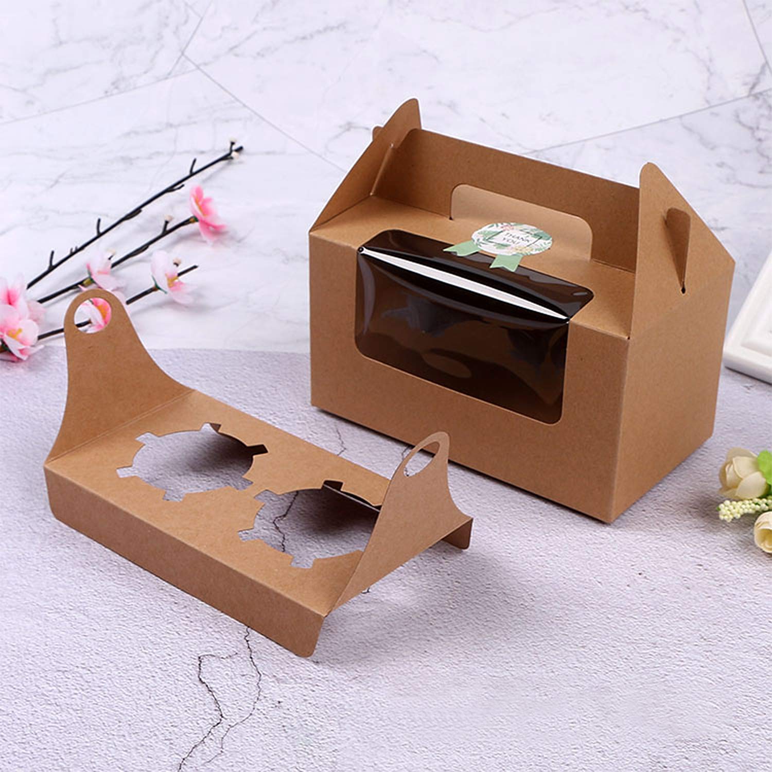 Confezione Da 2 Espositori Per Cupcake A 3 Piani In Carta Kraft | Torri Porta Cupcake Con Manico A Cuore, Per Feste E Buffet - 2