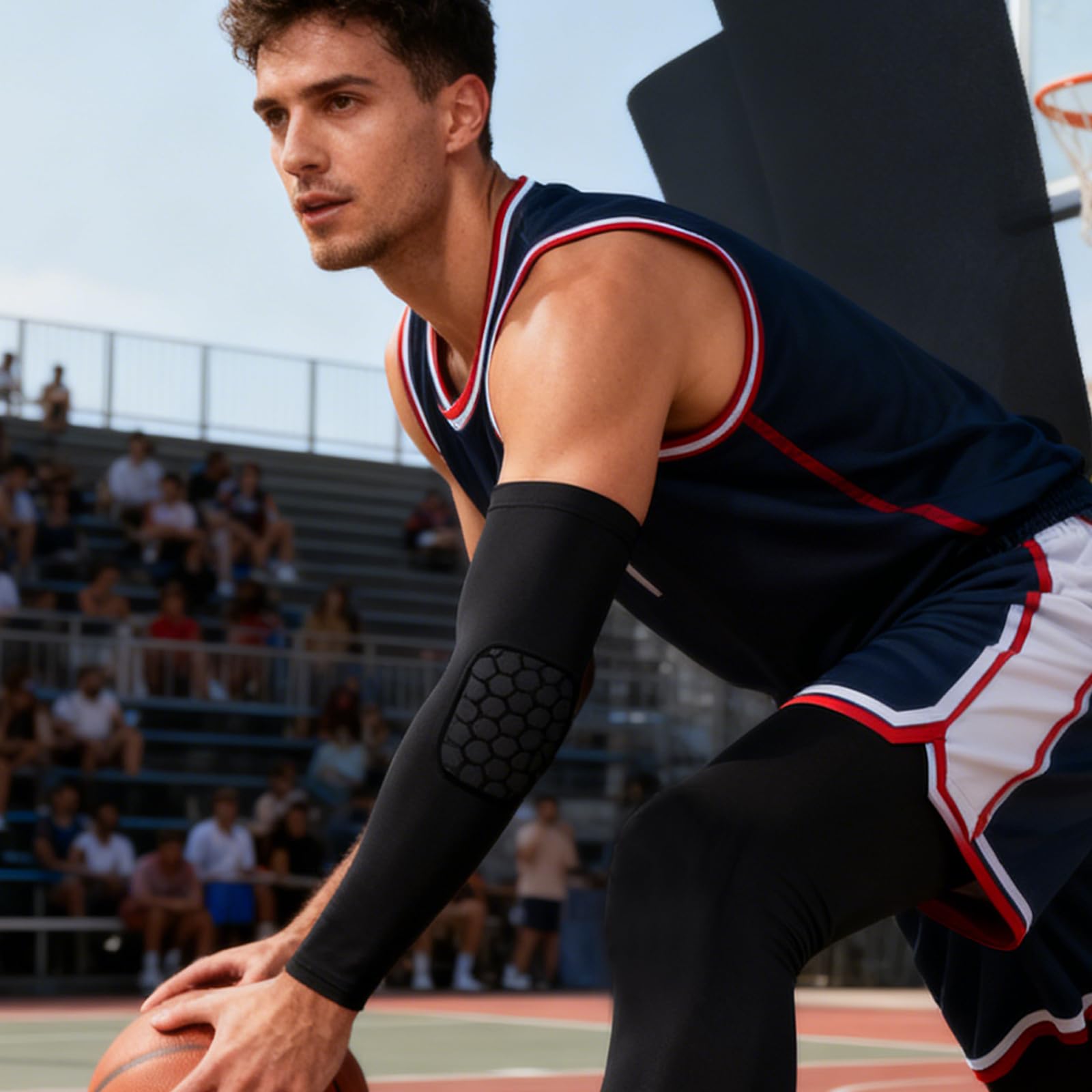 2 Pièces Coudière, Antidérapantes Protege Coude, Noires Elbow Support, avec Rembourrage, pour Basketball, Football, Volleyball, Cyclisme