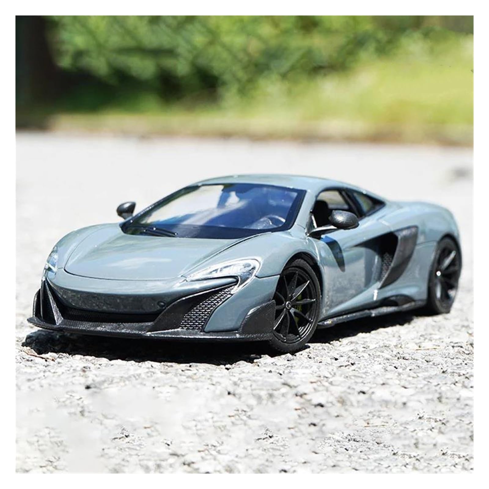 AUDSNI Die-Cast Diecast Car Model For 675LT Diecast Model Car