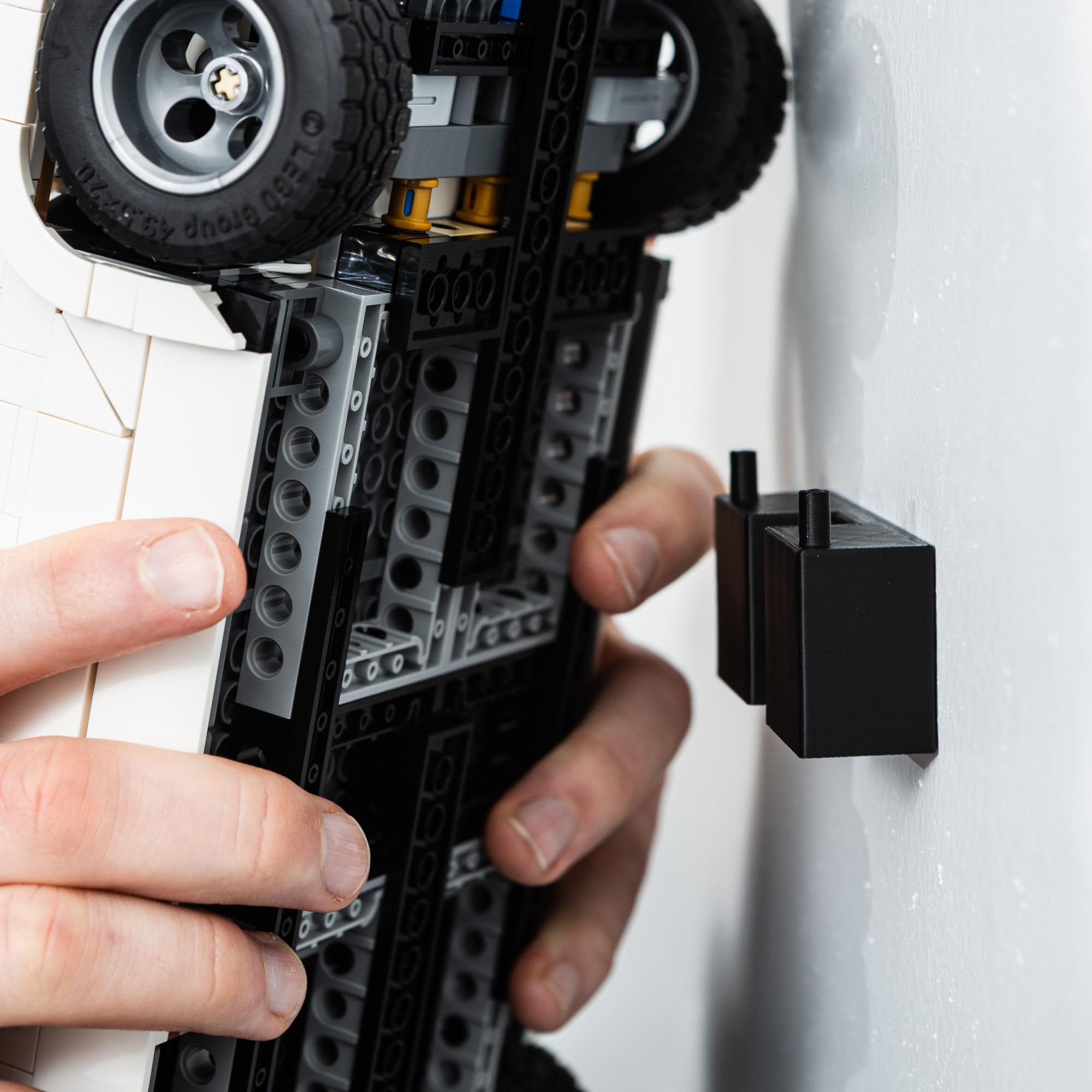 Brickify Wall Mount Compatible With LEGO 10337 Lamborghini Countach 5000 Quattrovalvole - Image 2