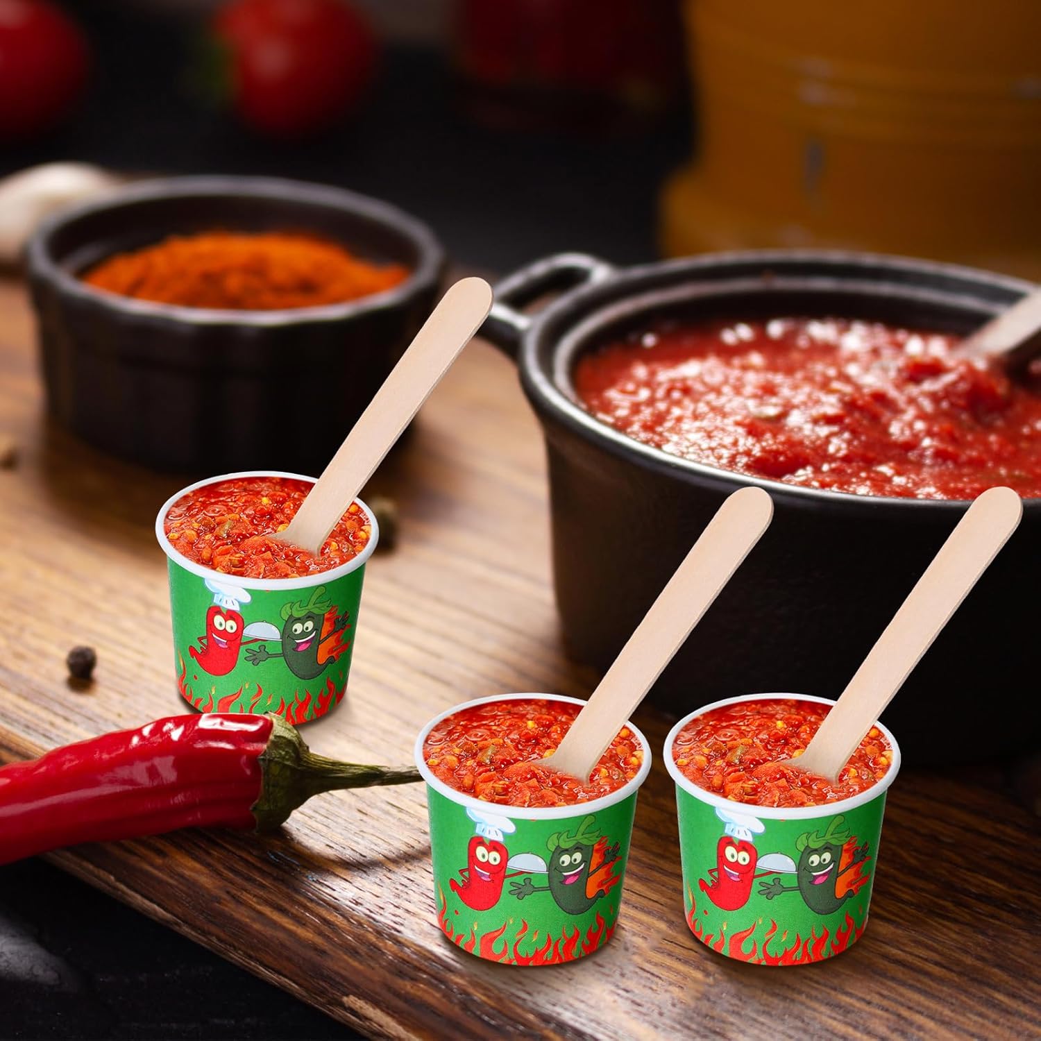 Teenyyou 400 Pcs Chili Cook off Tasting Cups Set, 200 Pcs 2 oz Mini Chili Cookoff Paper Cups and 200 Wooden Spoons Pepper Cook off Party Decorations for Competition Prize Party Cooking Supplies(Green)