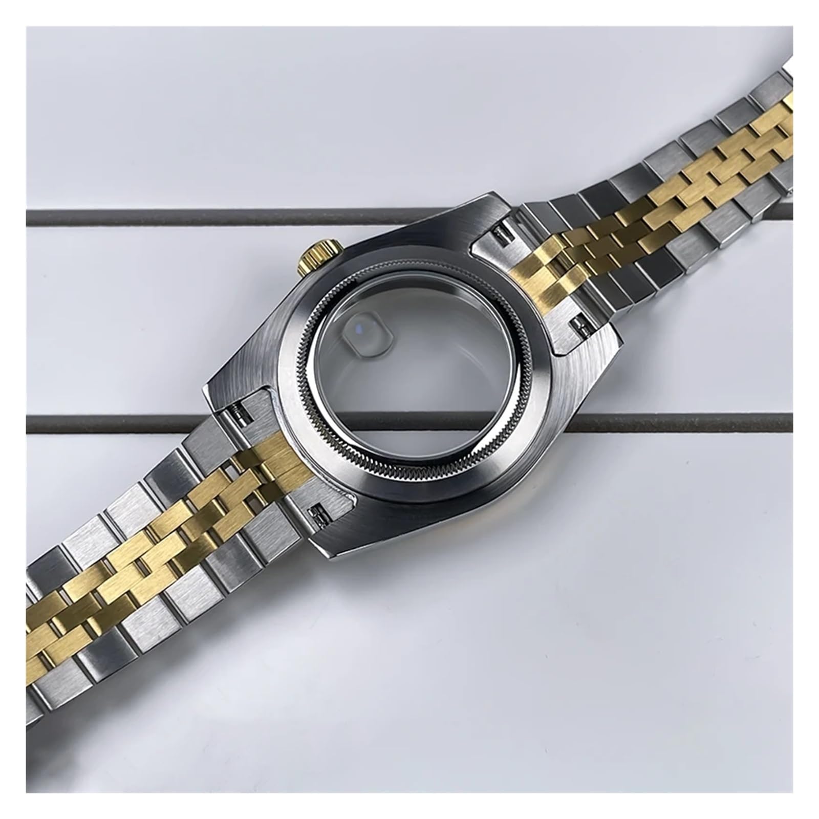 1 pezzo da 39 mm NH35 cassa DJ2T lunetta scanalata oro giallo vetro zaffiro SK Mod DJ parti di modifica adatte for orologio in acciaio NH35/36