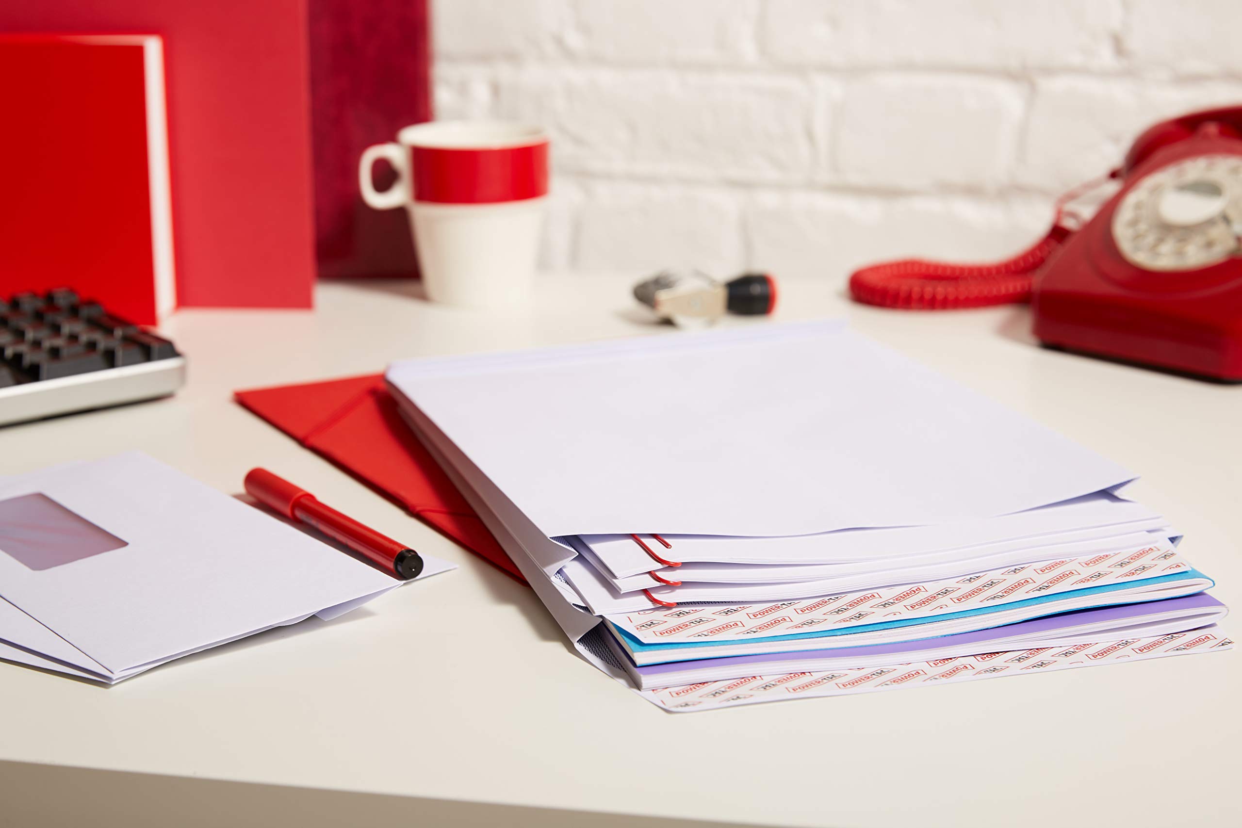 Plus Fabric Lot de 500 enveloppes à patte autocollante 110 g/m² Blanc Format DL