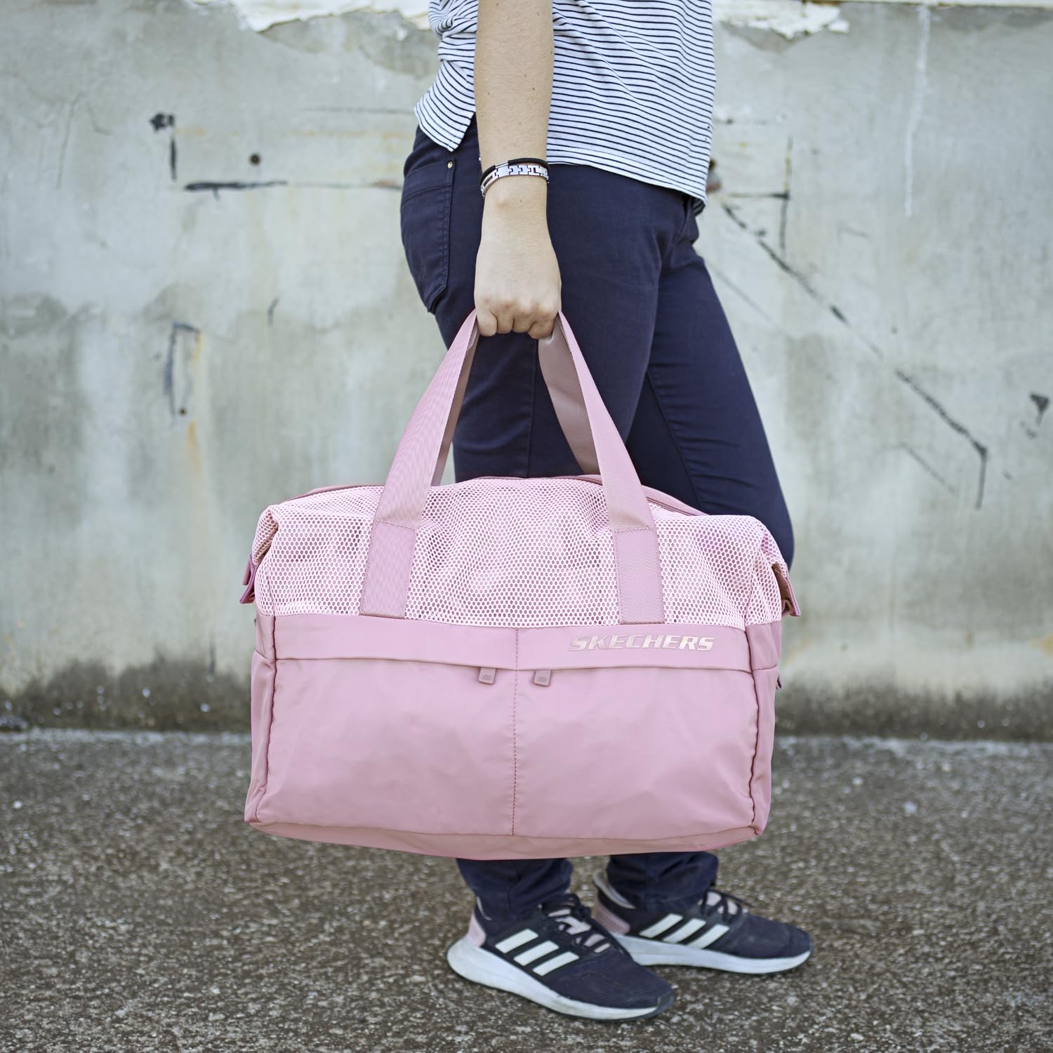 Skechers - Bolsa Deporte Unisex Fw21 Versátil para Gimnasio Viaje Mujer Y Hombre Resistente Espaciosa Ideal para Piscina Y Fin De Semana, Woodrose