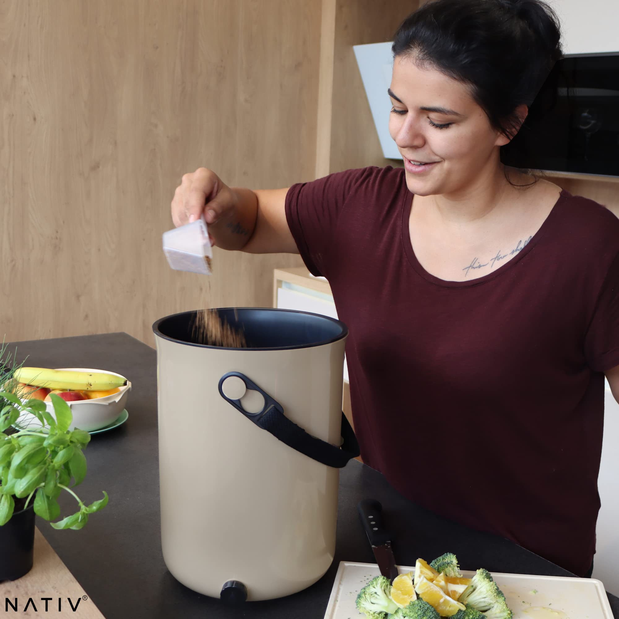 NATIV Bokashi Ferment | Fermentationshilfe für den Einsatz im Bokashi Eimer | Bokashi Kleie für Herstellung von Bokashi Kompost | 1 KG Beutel biologischer Kompoststarter (5er Set)