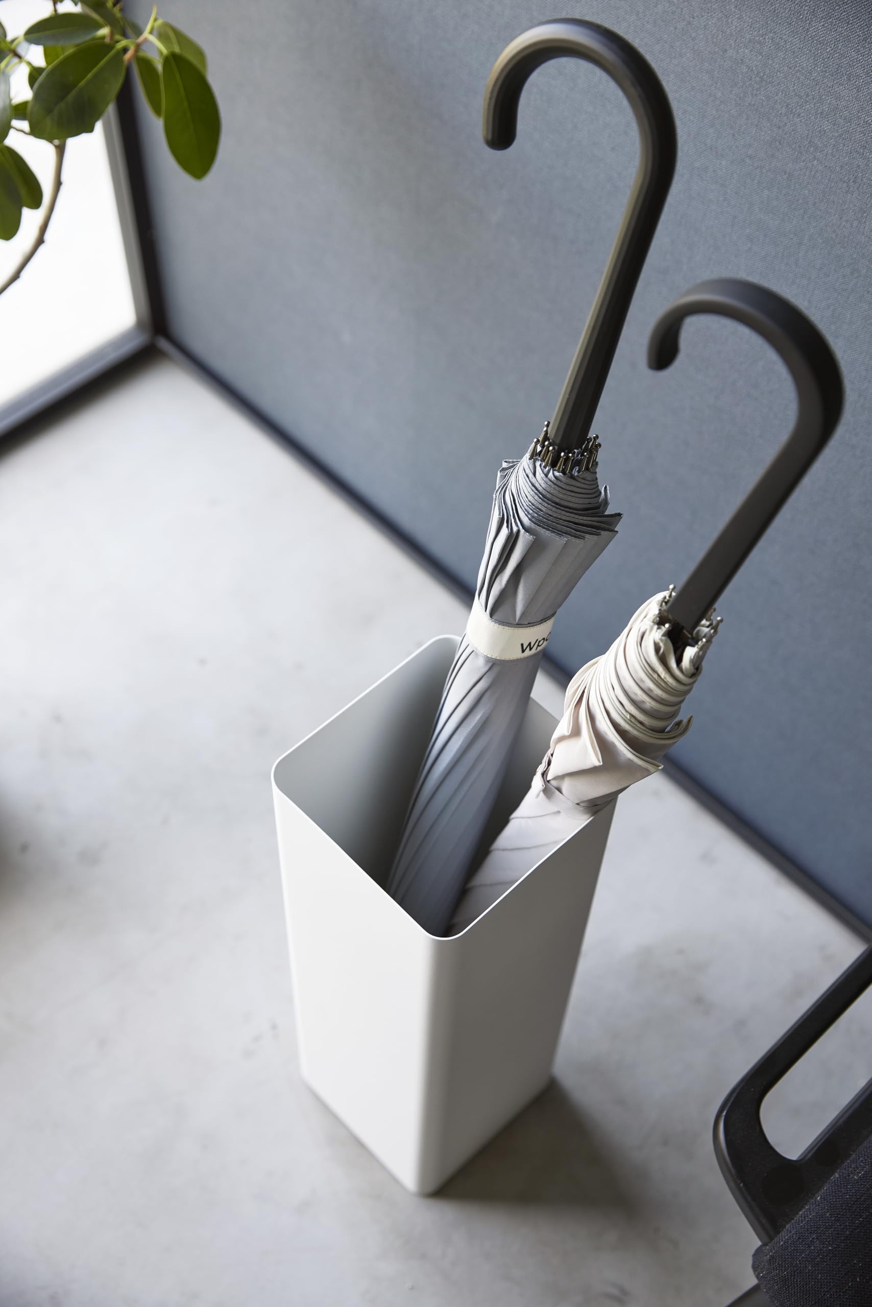 YAMAZAKI 1578 SMART Tall Umbrella Stand, white, Steel, 15 x 15 x 48 cm