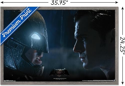 Miniatura 37 de Trends International DC Comics Movie - Póster de pared de Batman v Superman, 22.375 x 34 pulgadas, versión enmarcada en negro Versión con marco negro