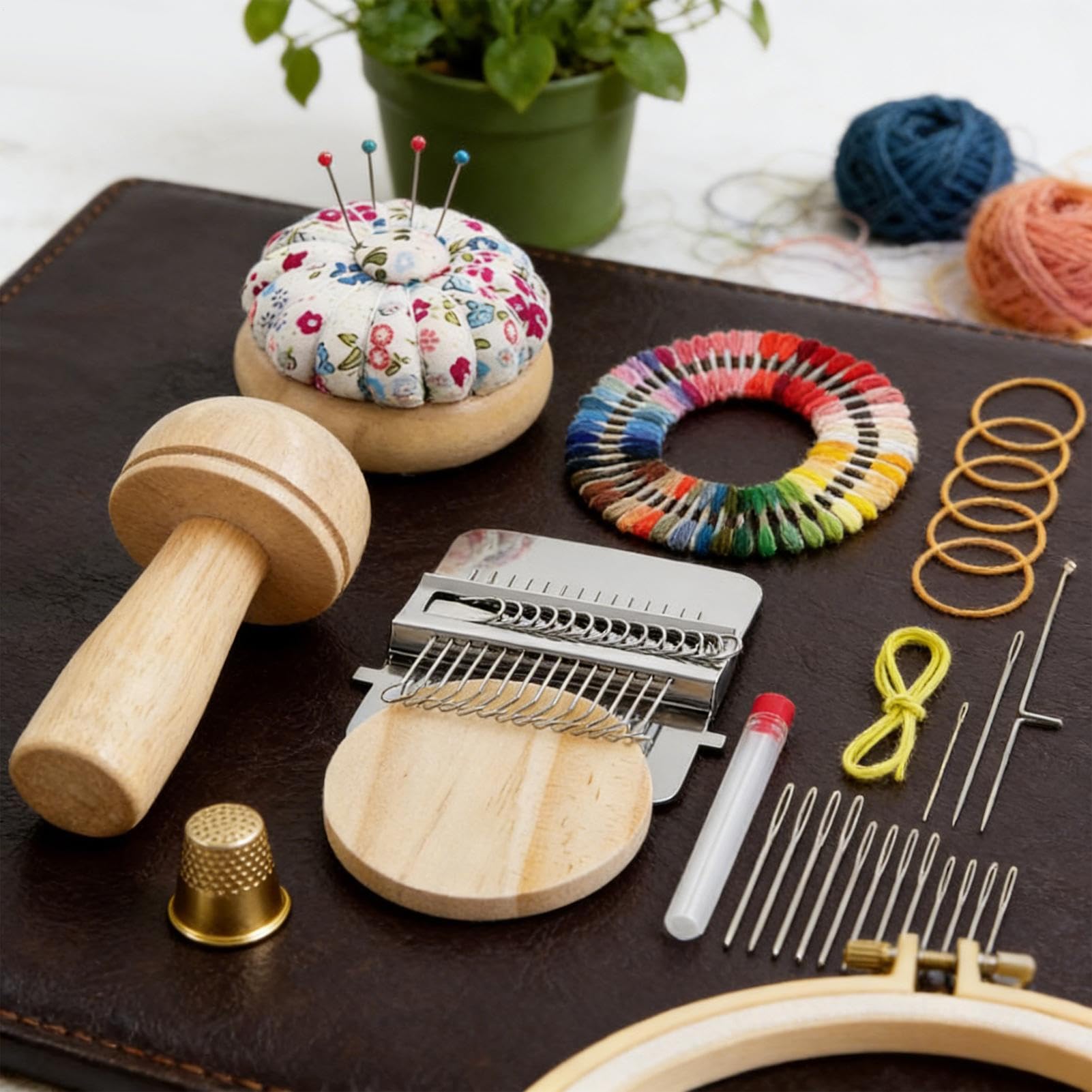Tktouci Kit di Toppe per Maglieria - per Strumenti di Tessitura | con 14 Uncini, 14 Aghi e Kit di Riparazione con 50 Colori di Filo - Adatto A Principianti, Maglia, Madre, Padre, Tessuto, Stoffa,