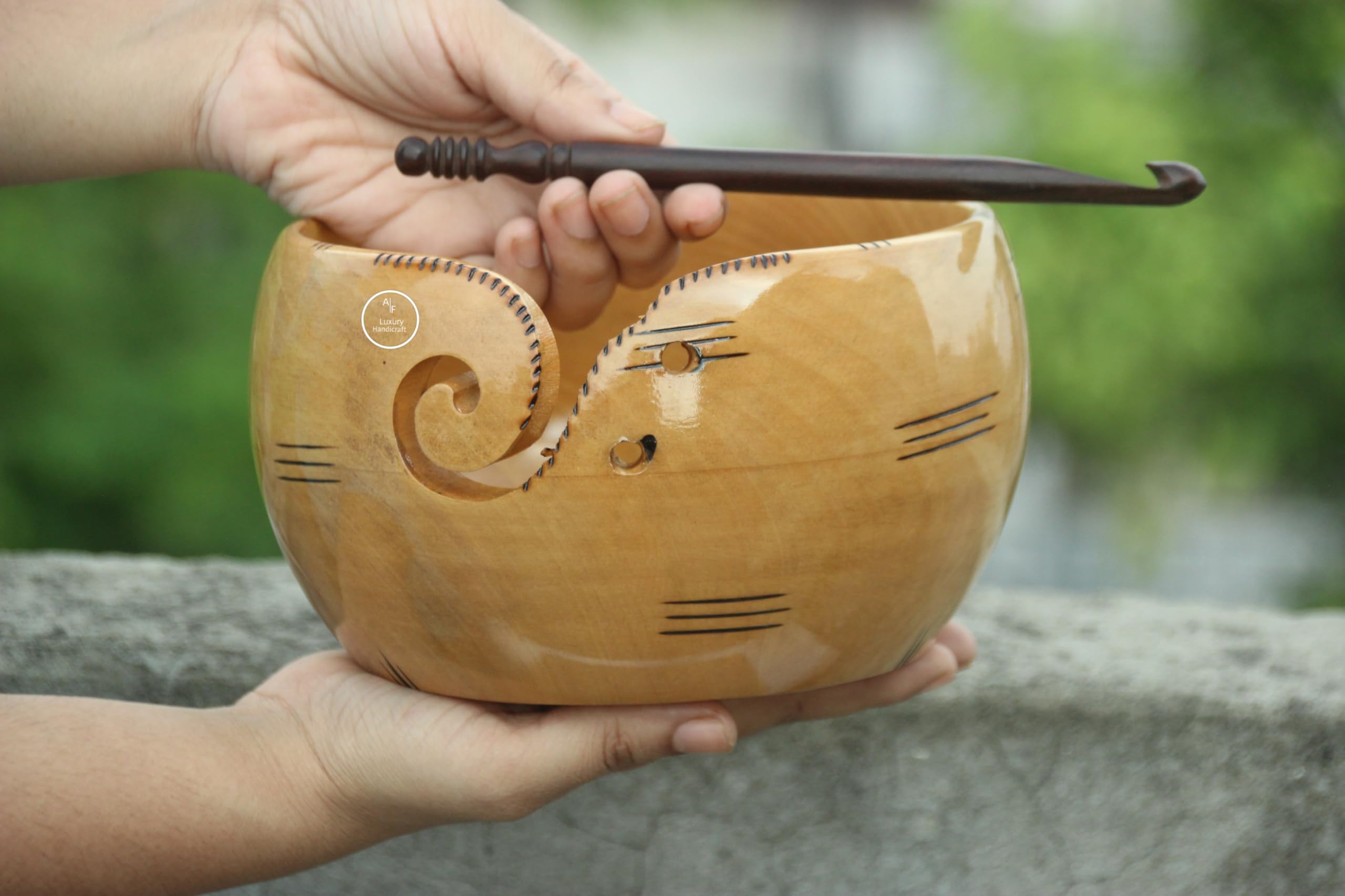 Bol à fil en bois cadeau idéal pour passionnés de tricot