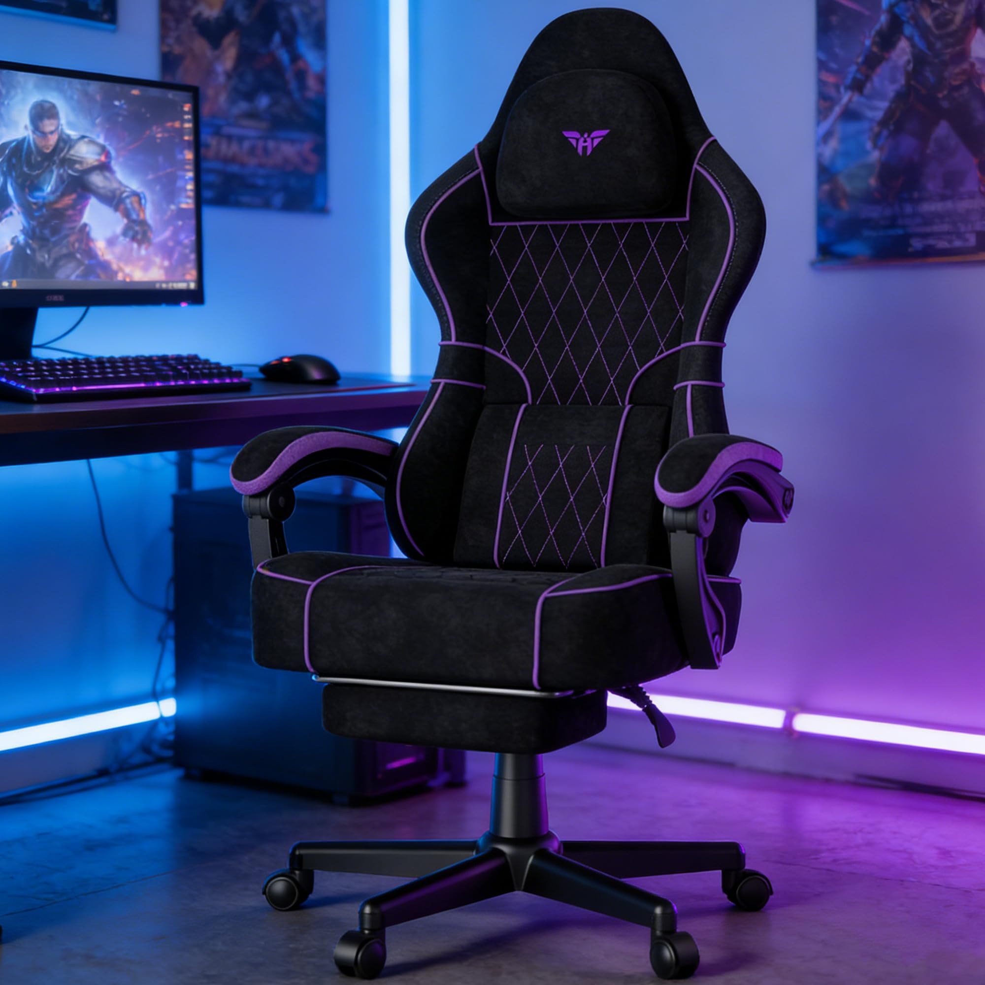 Soontrans Sedia da Gaming con Poggiapiedi, Sedia Gaming Ergonomica con Poggiatesta & Cuscino Lombare Massaggio, Pelle Scamosciata, Sedie Gaming per Youtube Livestreaming Playstation (Nero&Viola)