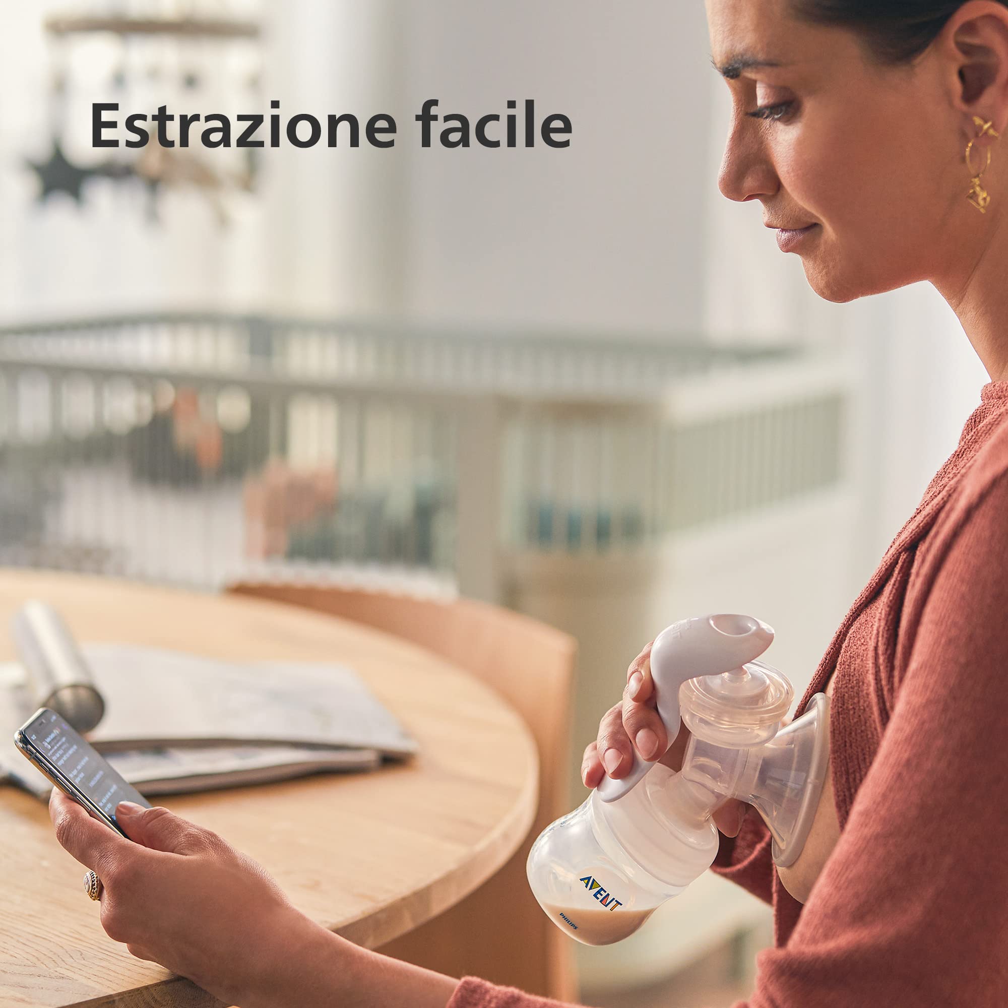 Philips Avent Tiralatte manuale - Tiralatte a mano singolo a estrazione facile senza BPA (modello SCF430/01)