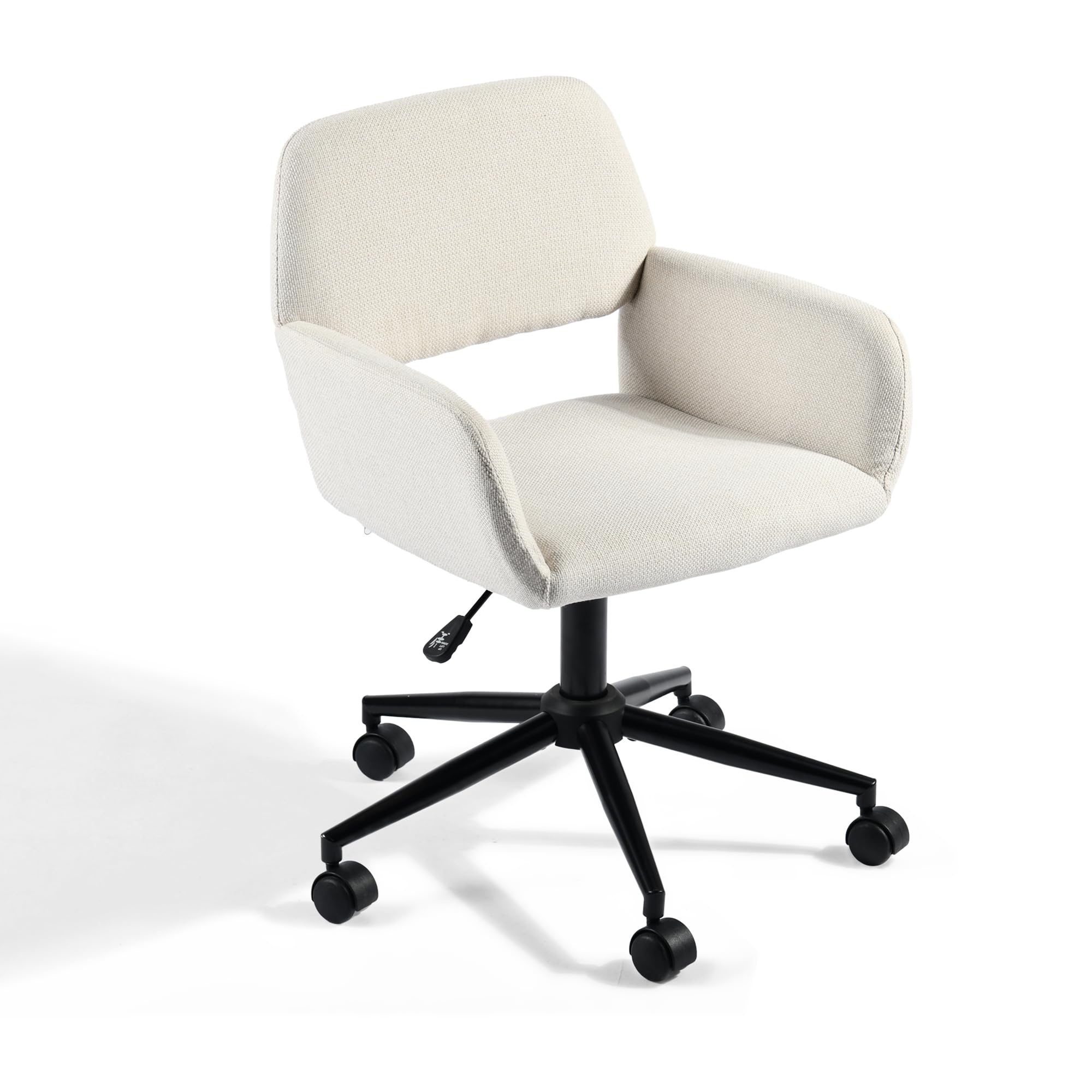 Chaise de bureau scandinave beige idéale pour les devoirs à la maison des enfants