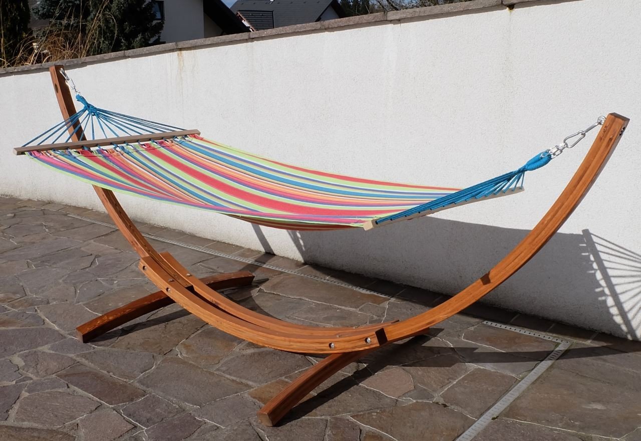 ALEOS. 320cm Hängemattengestell Caleta Hängematte mit Gestell aus Holz Lärche mit gestreifter Stabhängematte