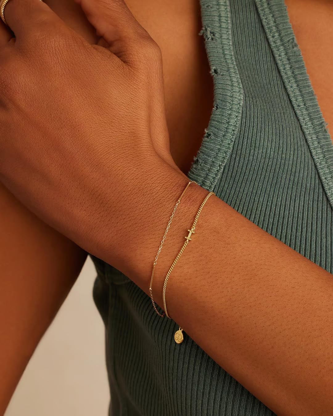 gorjana - Wilder Mini Alphabet Bracelet 6"-7" - 18k Gold or Silver Plated Finish - Personalized Bracelet - Spring Ring Closure - Wearing Stylish Link Bracelet - Timeless and Versatile