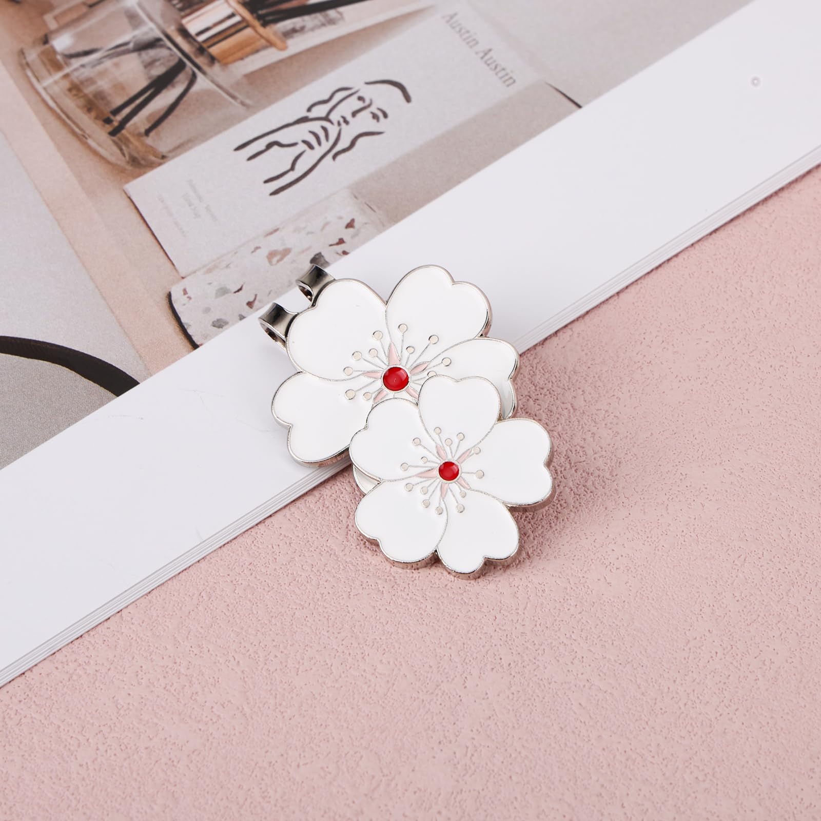 lasuroa Clip Magnetica per Cappellino da Golf, Segnapalline Golf Forma Fiore Bianco con Clip Cappellino Accessori Decorativi per Donna e Uomo Sacca