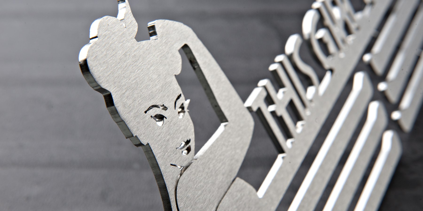This Girl Can Triple Etagen Edelstahl Medaille Display