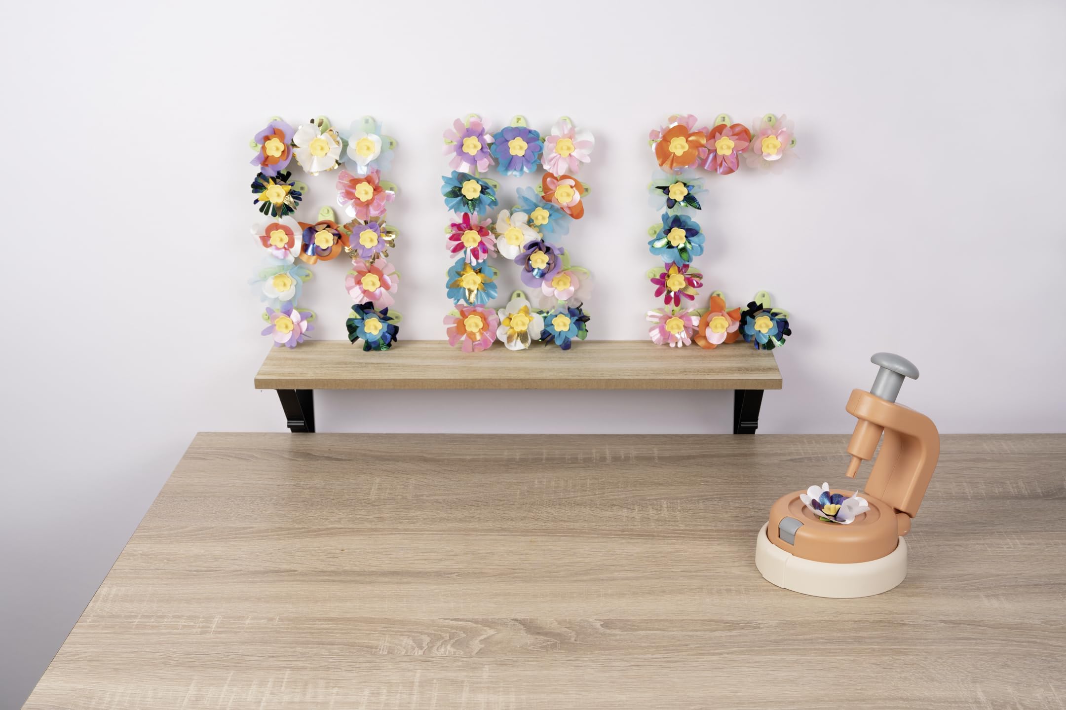 Smoby - Set Déco Fleurs - Activité Manuelle - Atelier Création - Presse à Fleurs - Tissus et Livret Inclus - A Partir de 5 Ans - Fabrication Française