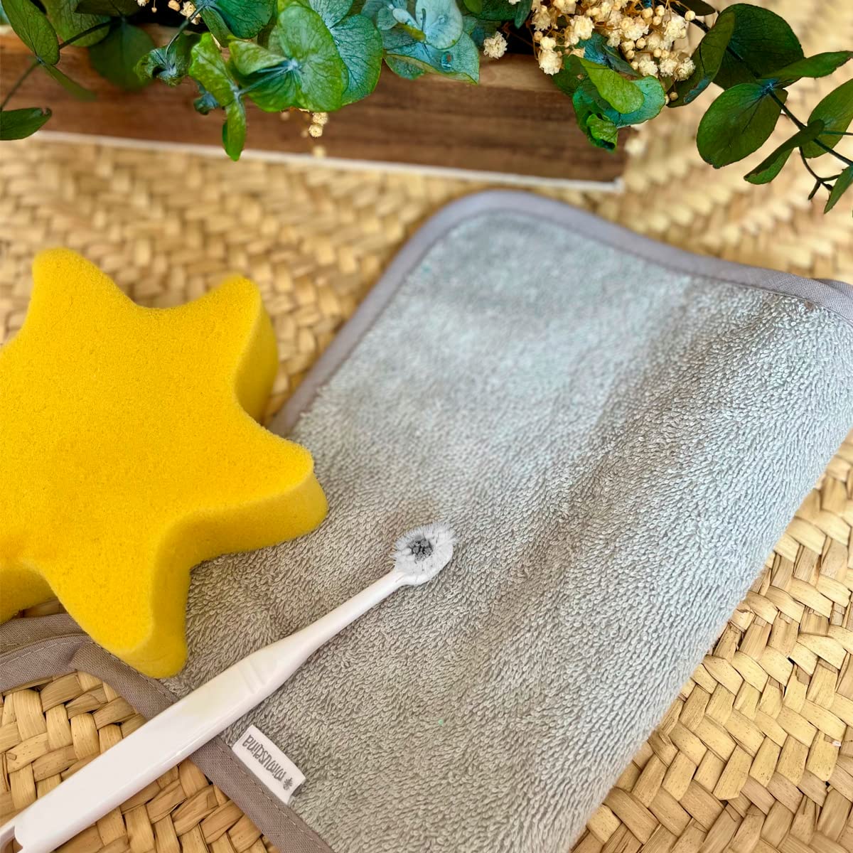 MIMUSELINA Pack 2X Mini Toallas Bebé | Toallas Guarderia con Colgador | Toalla Pequeña Infantil | Rizo algodón Absorbente gramaje 450 gr. 4,5cm | Turquesa/Gris